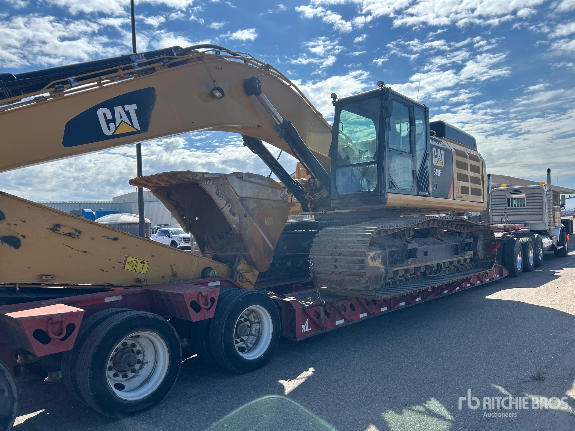 2017 Caterpillar 349F L