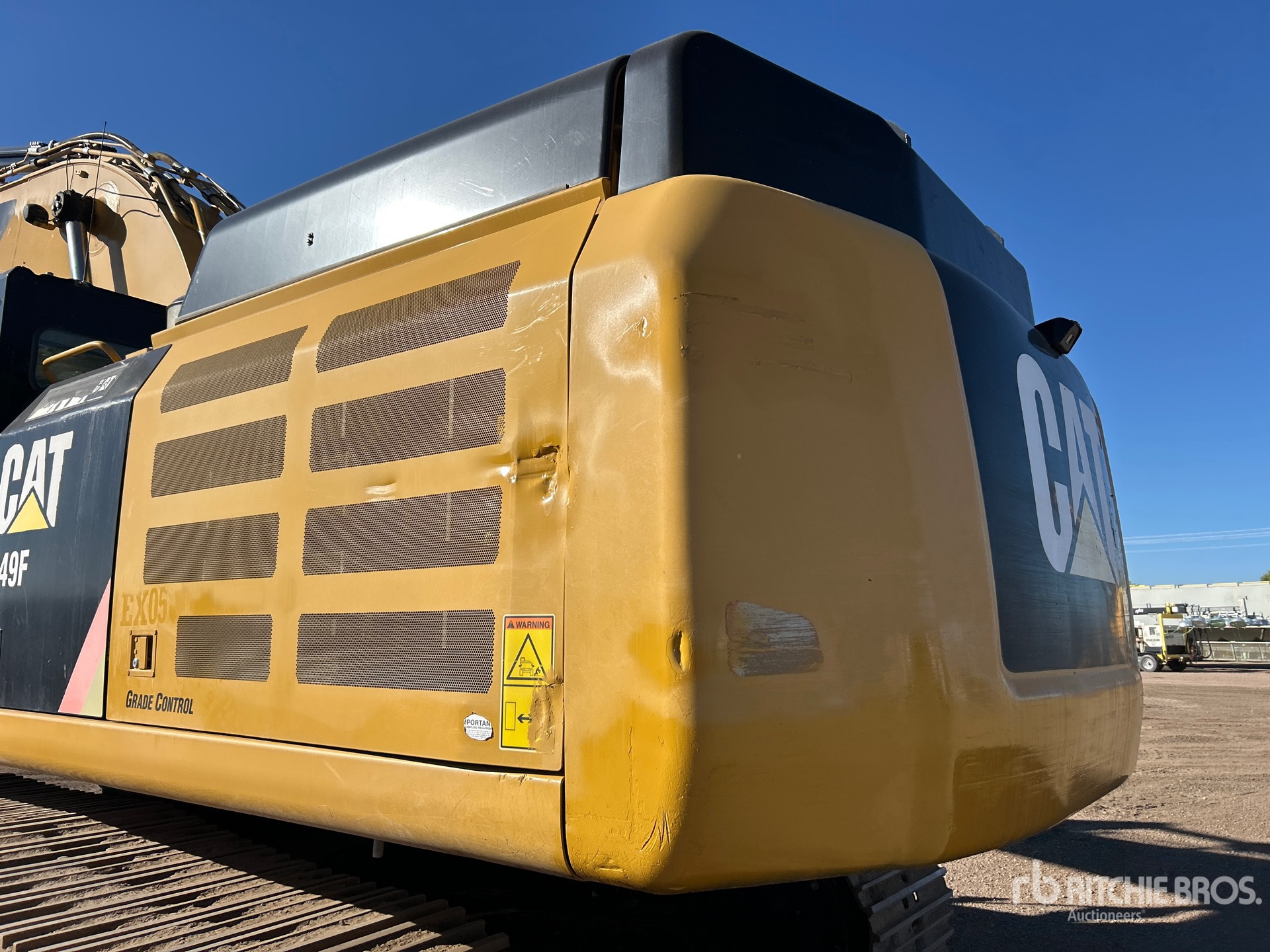2017 Caterpillar 349FL