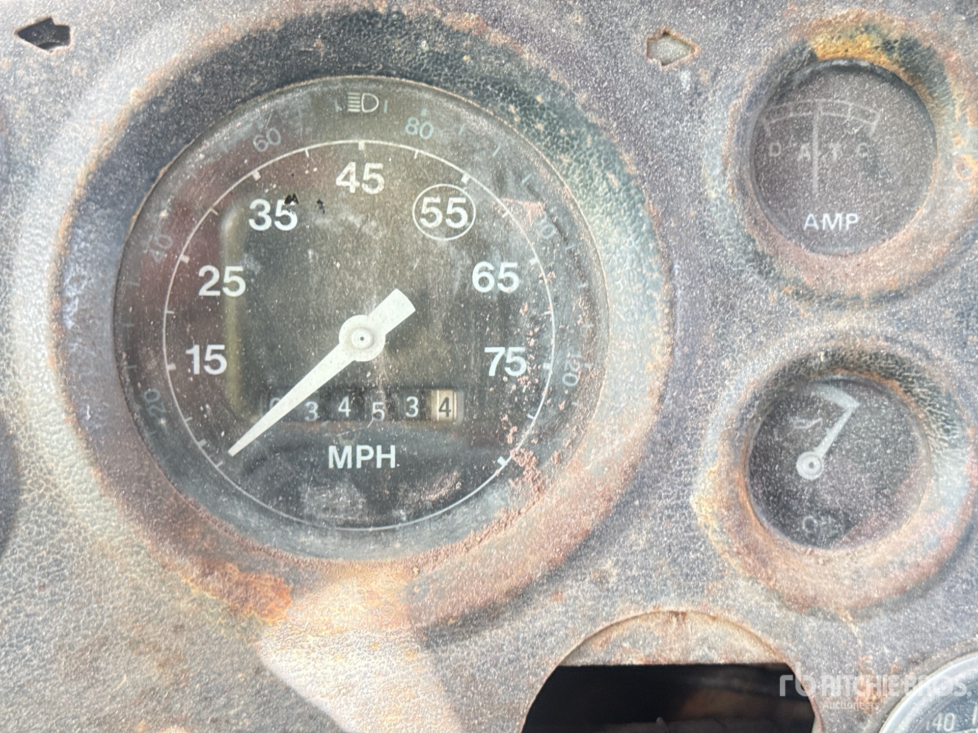 1985 Ford L8000