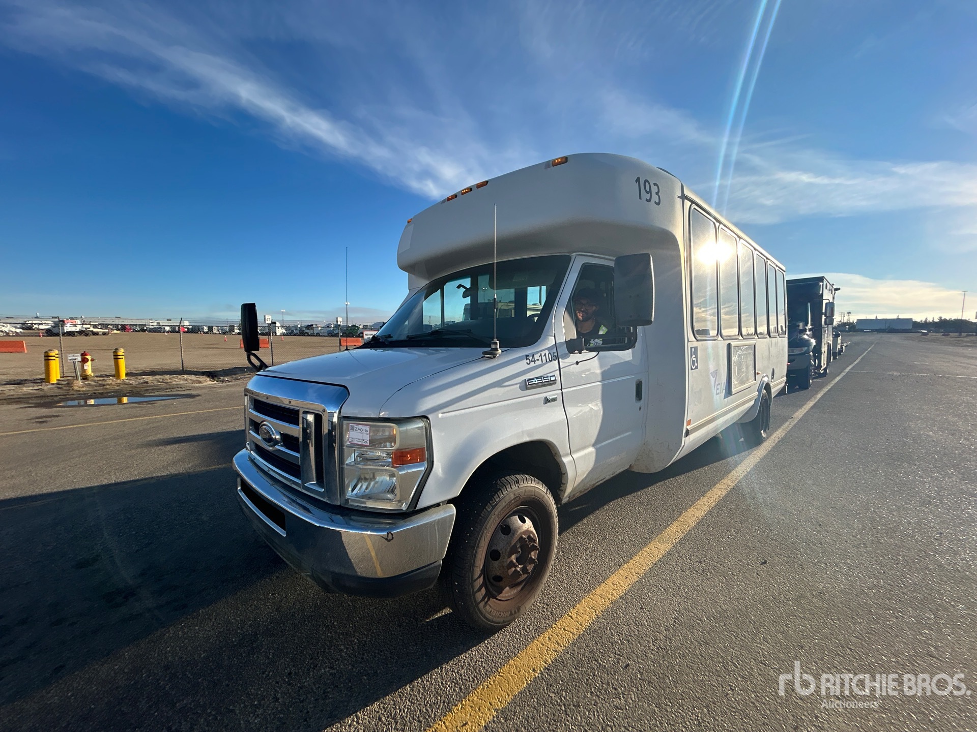 2011 Ford E-450