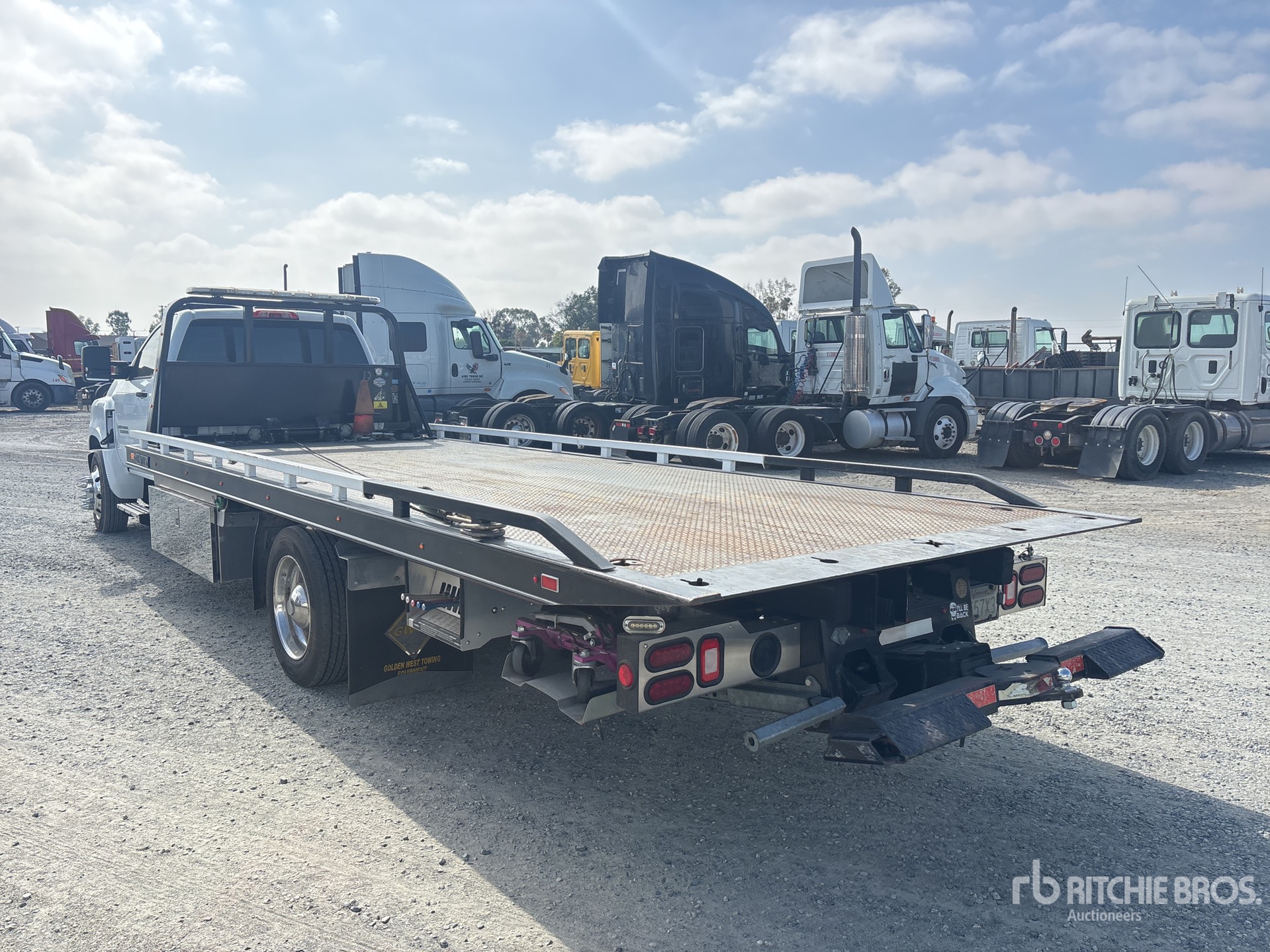 2019 Chevrolet SILVERADO 6500H