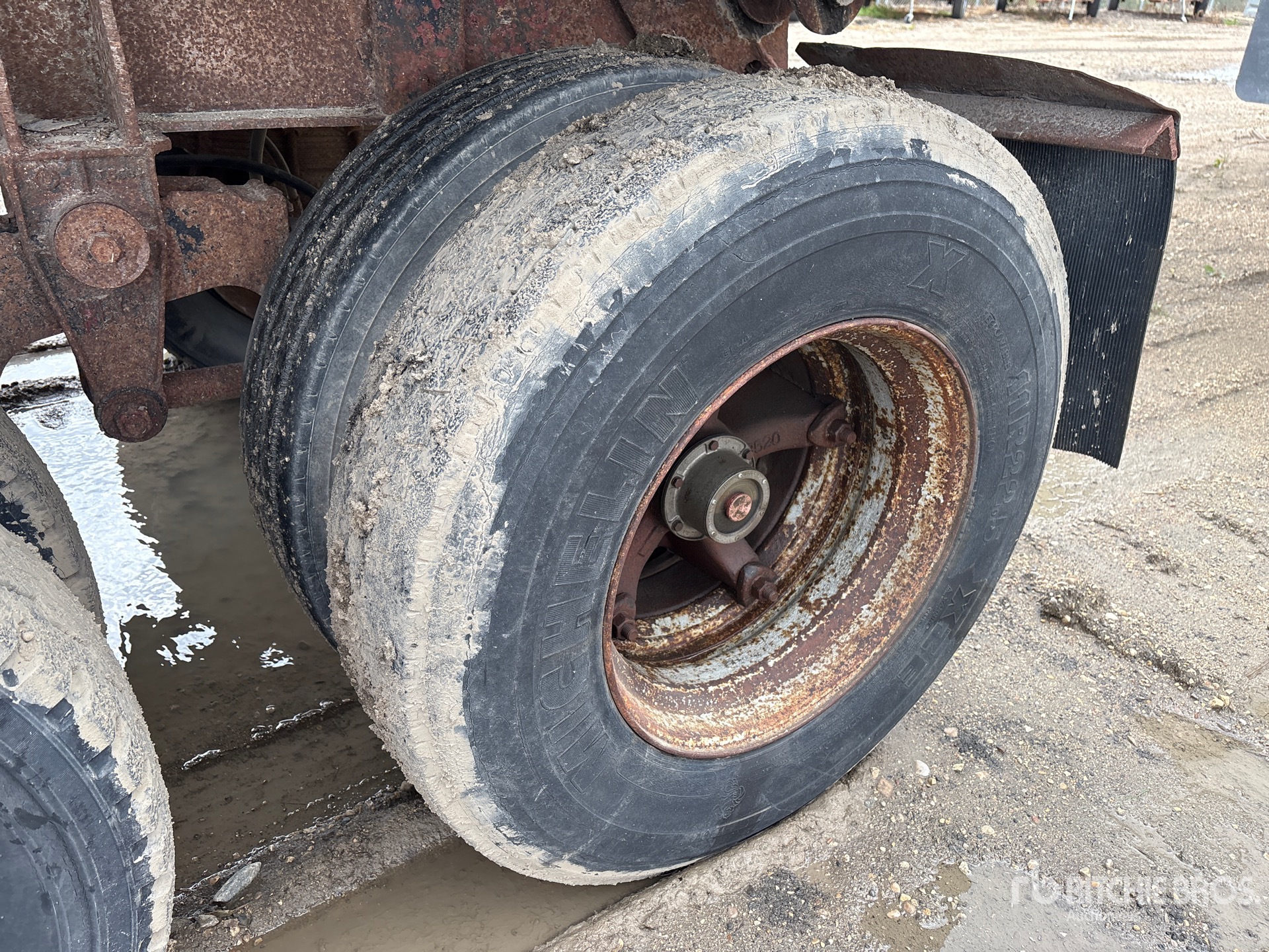 1980 Arnes 23 FT T/A (INOPERABLE)