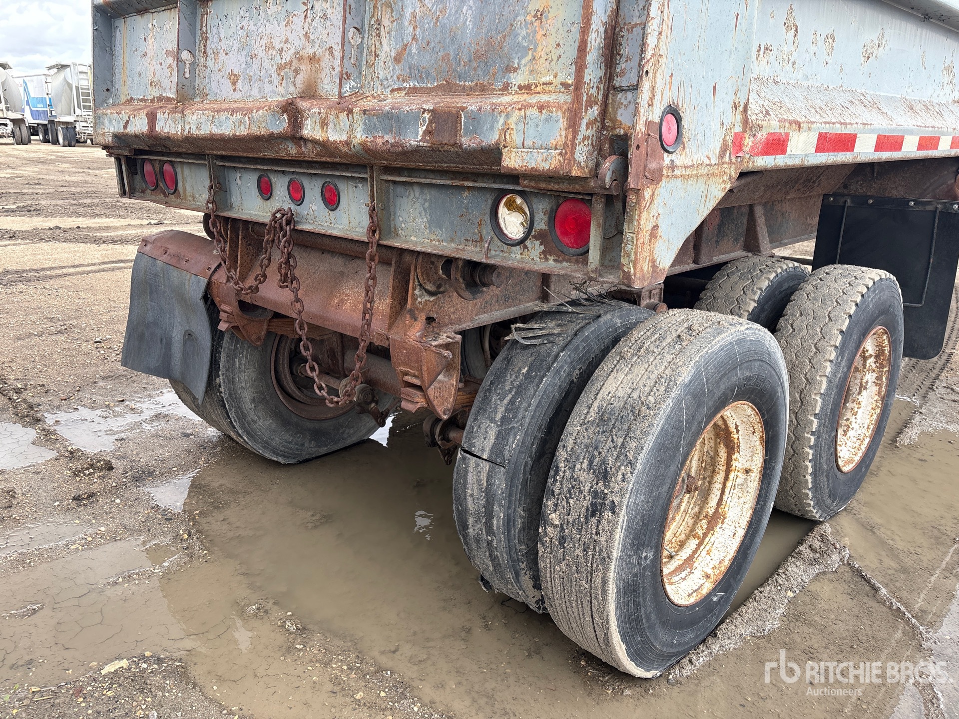 1980 Arnes 23 FT T/A (INOPERABLE)