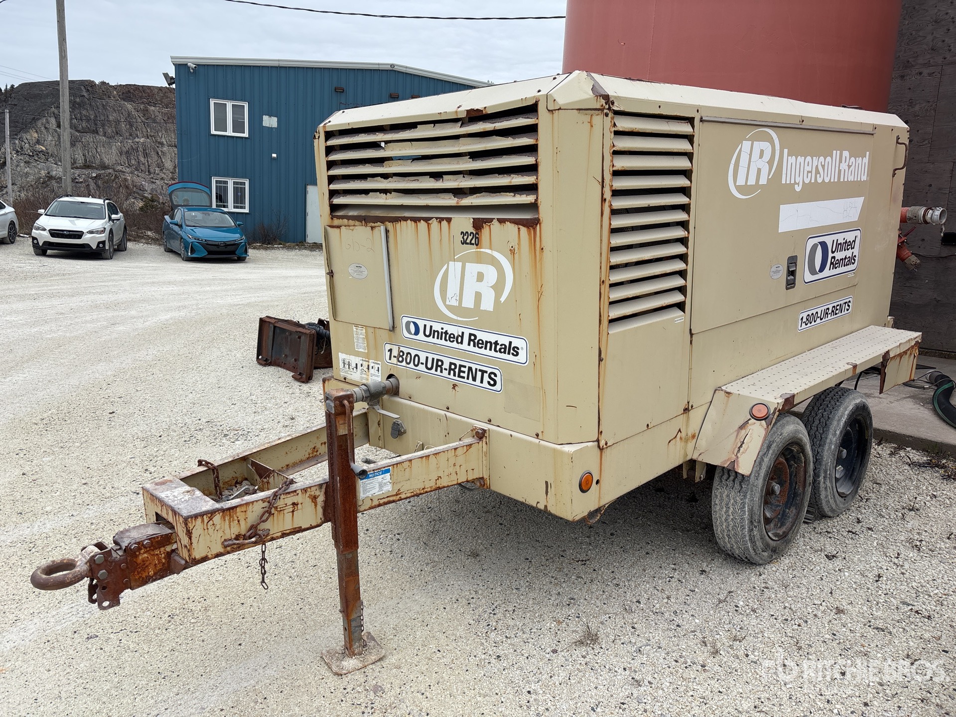 Photo of 2001 Ingersoll Rand XP-825WCU
