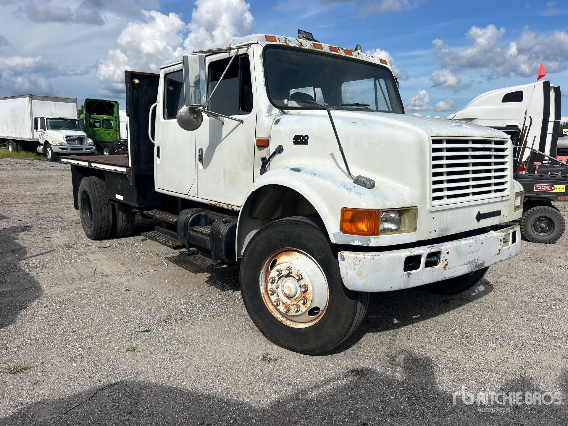 2000 International 4700