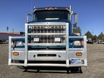 General Appearance with Exterior Lights