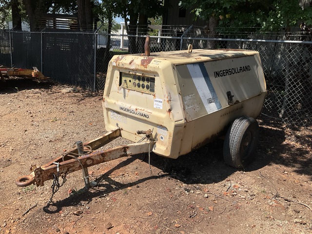 1995 Ingersoll-Rand P185WJD 185 cfm Mobile Air Compressor