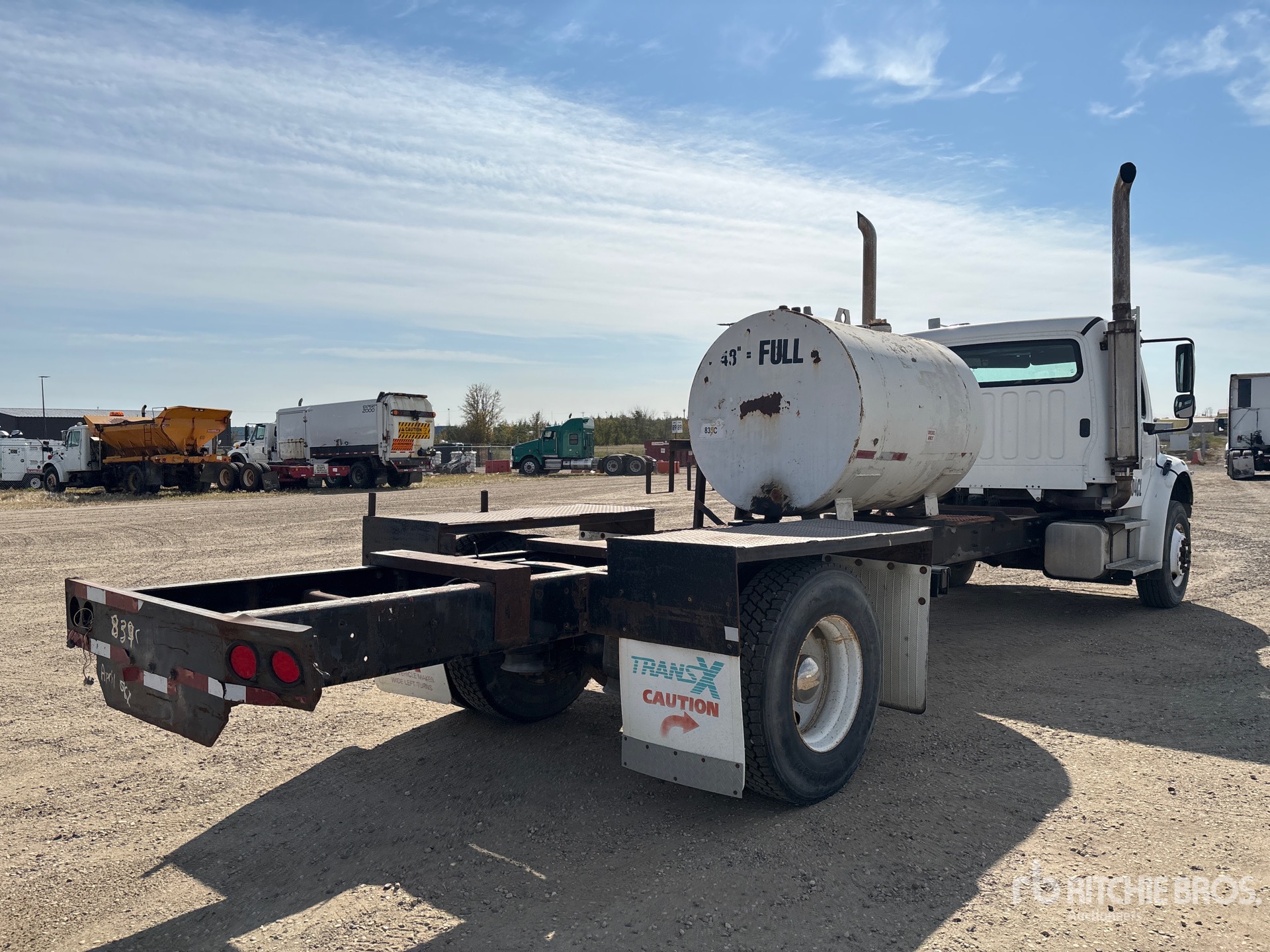 2005 Freightliner M2 106