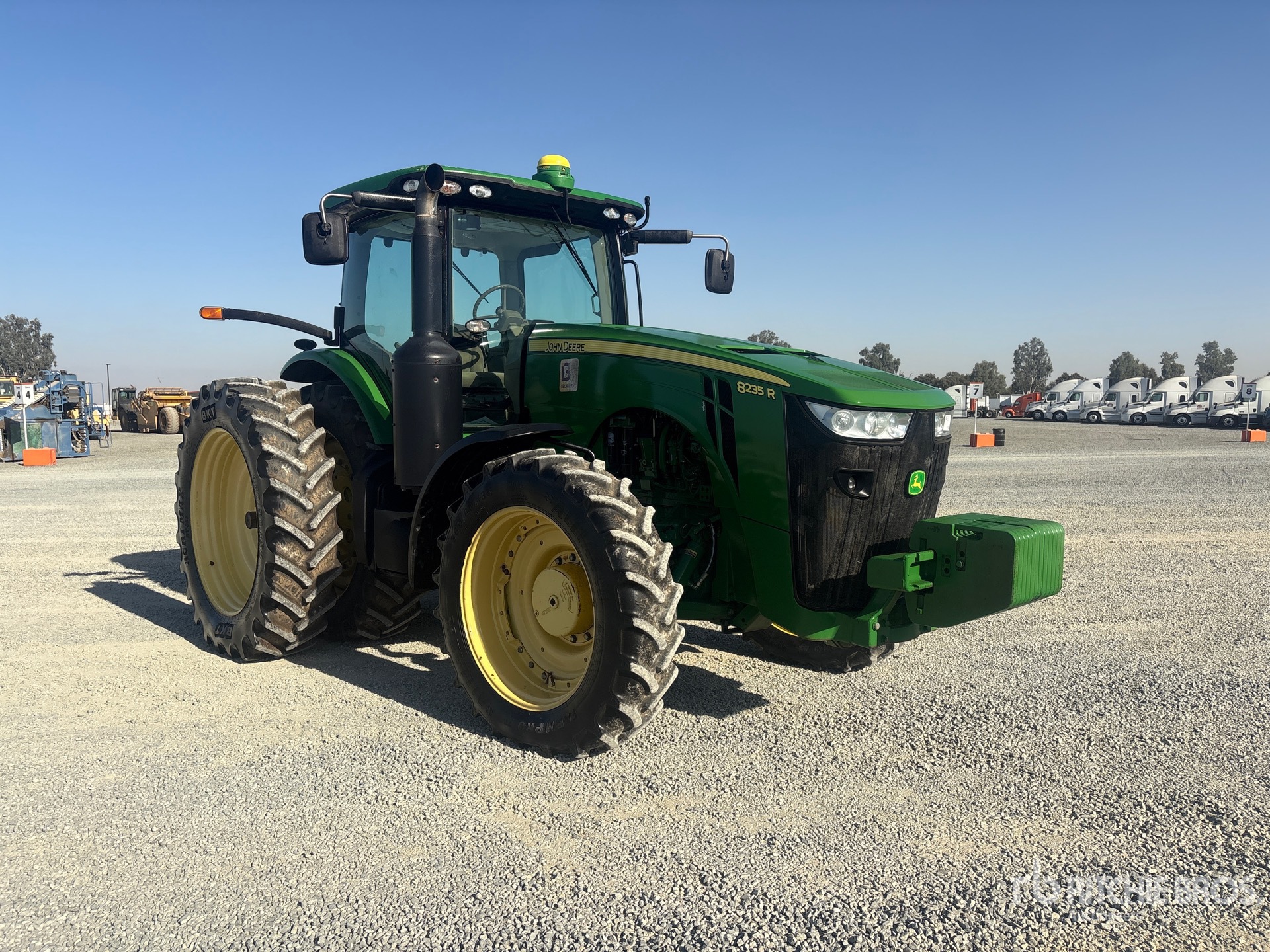 2012 John Deere 8235R