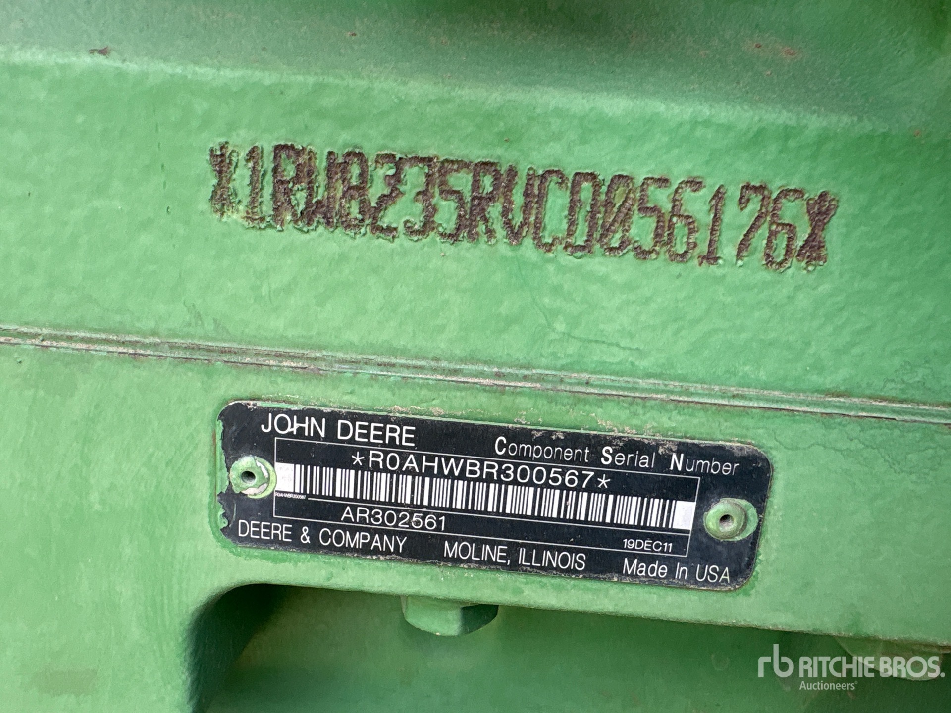 2012 John Deere 8235R