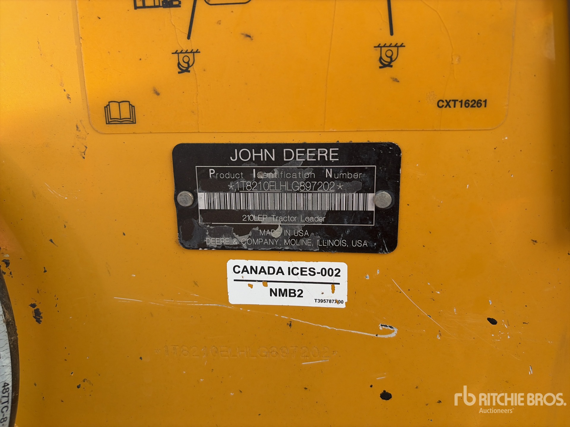 2020 John Deere 210L EP