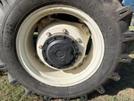 Drivetrain with Right Front Final Drive