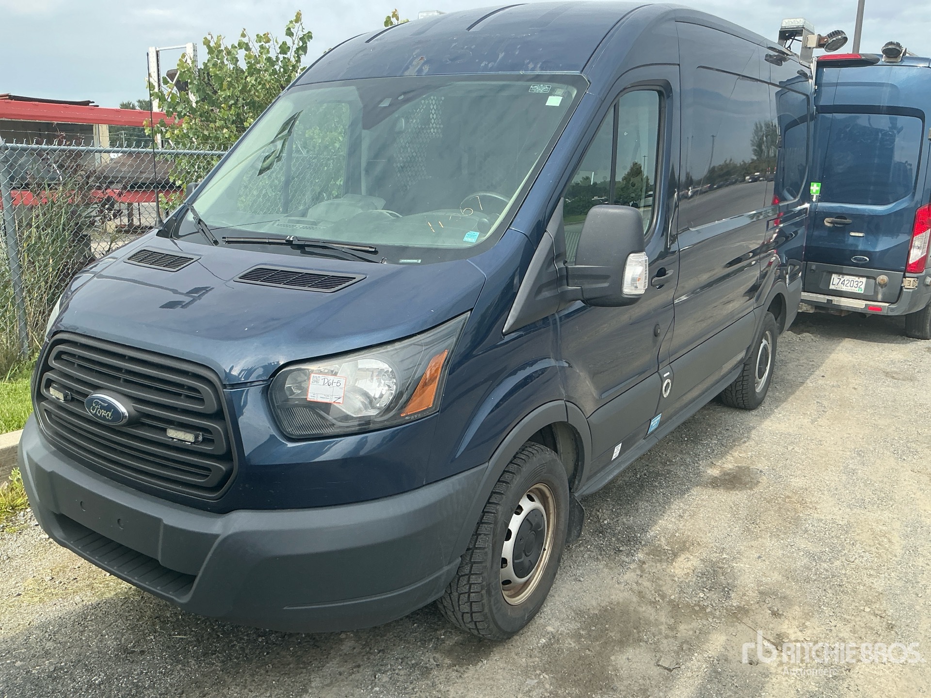 Photo of 2016 Ford TRANSIT 250