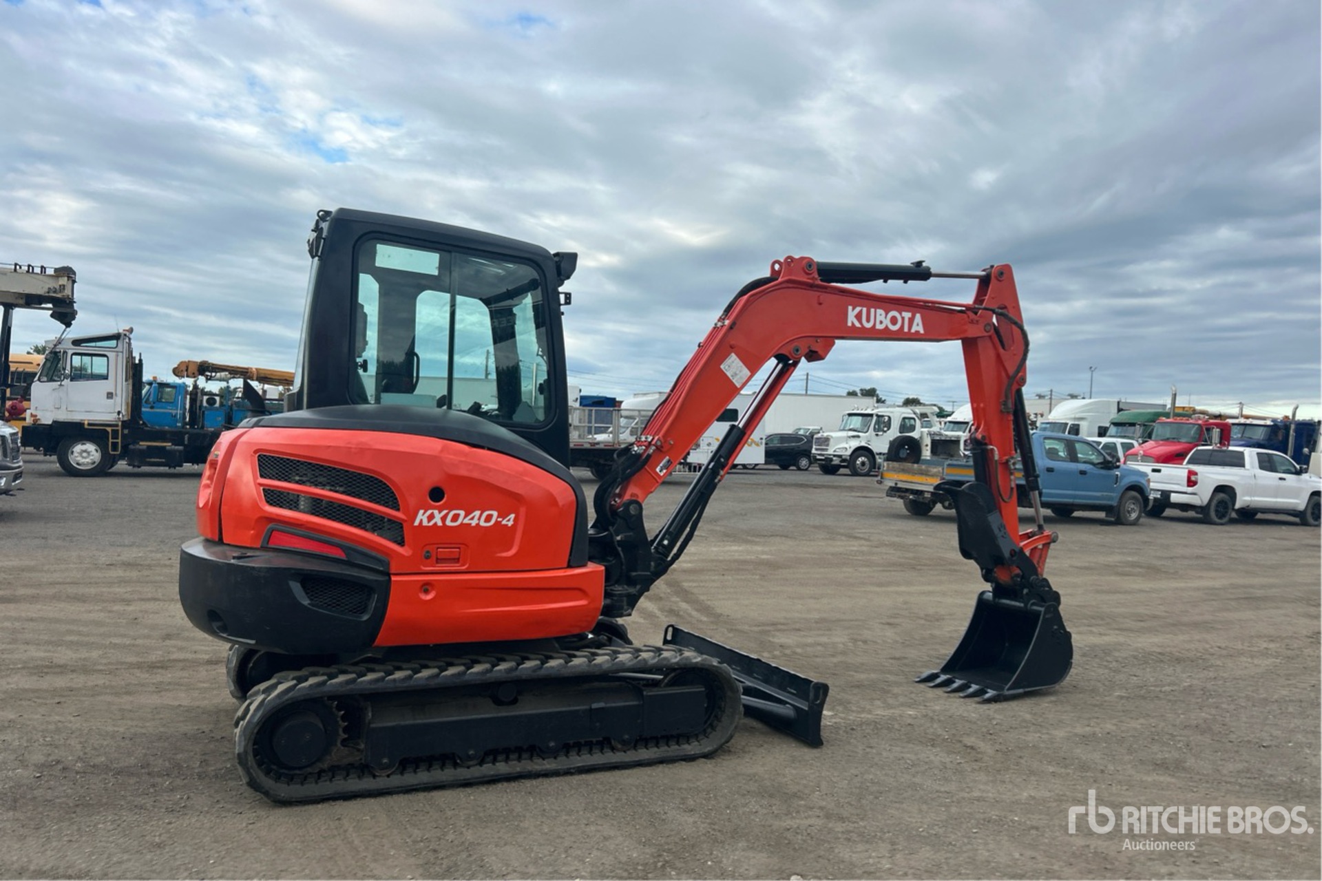 2015 Kubota KX040-4