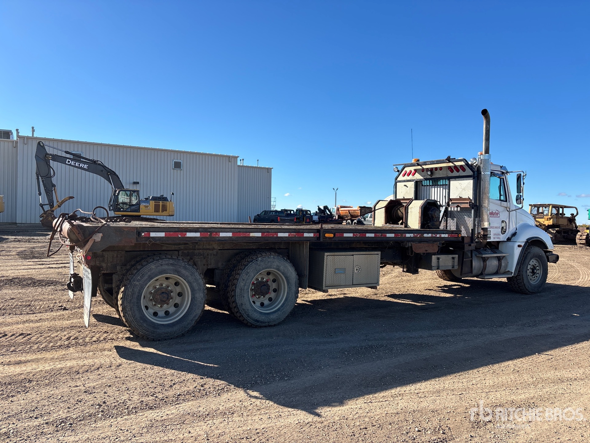 2005 Freightliner Columbia 120