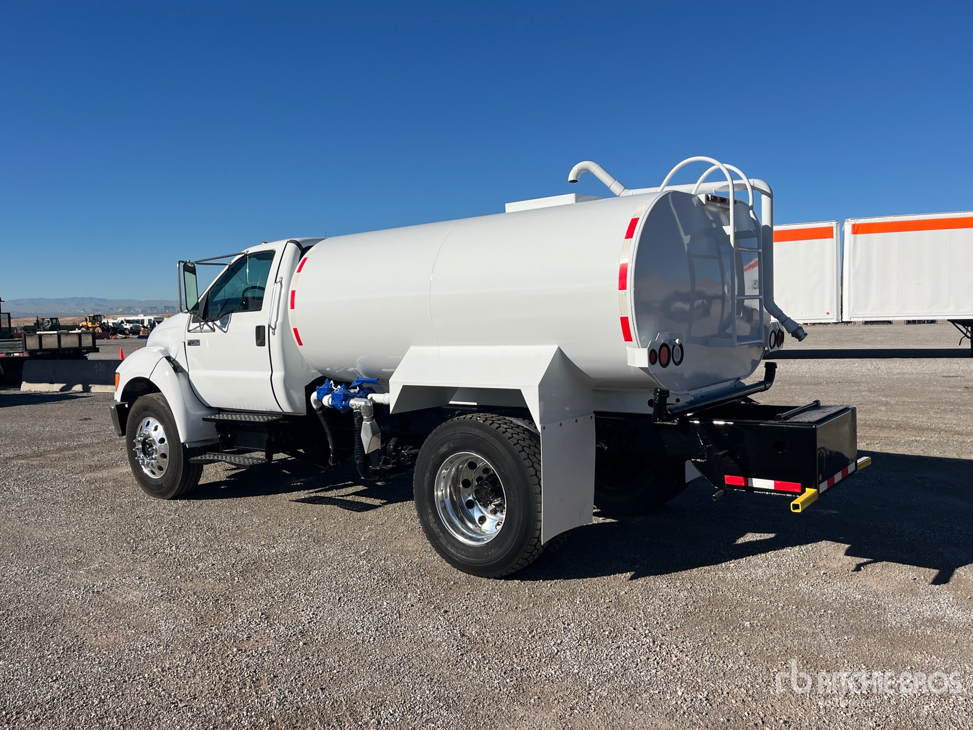2005 Ford F-750