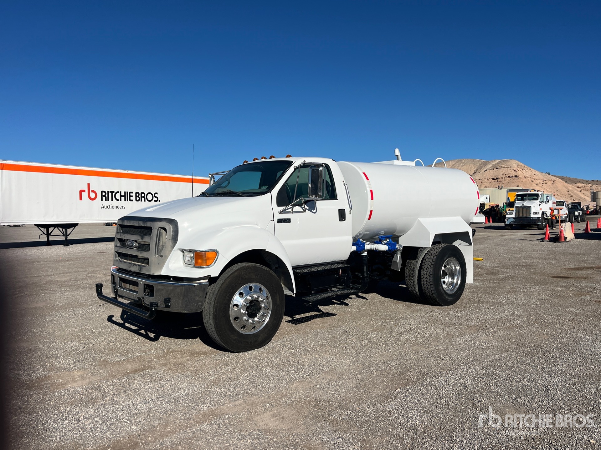 2005 Ford F-750