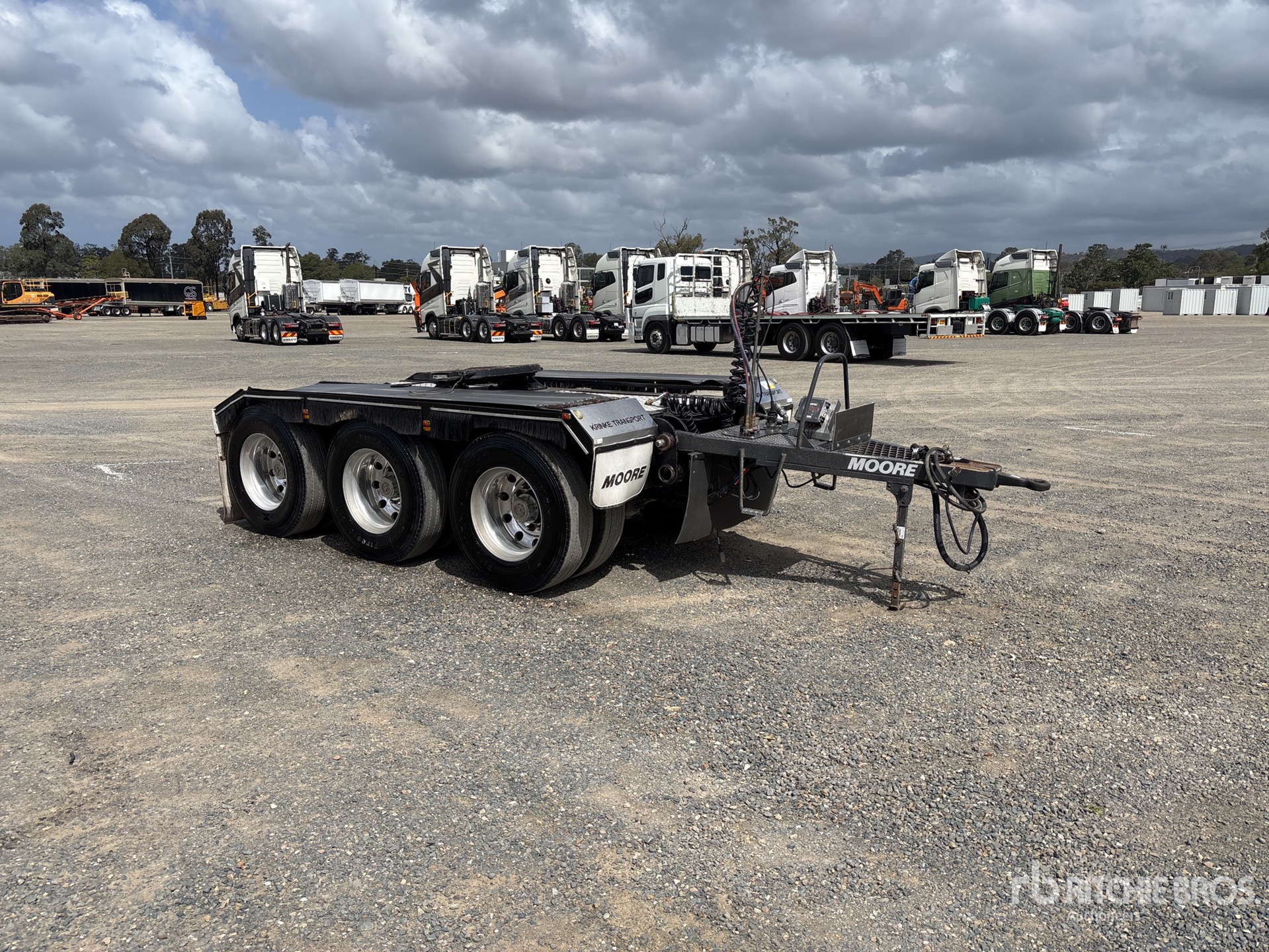 2020 Moore Tri/A Road Train