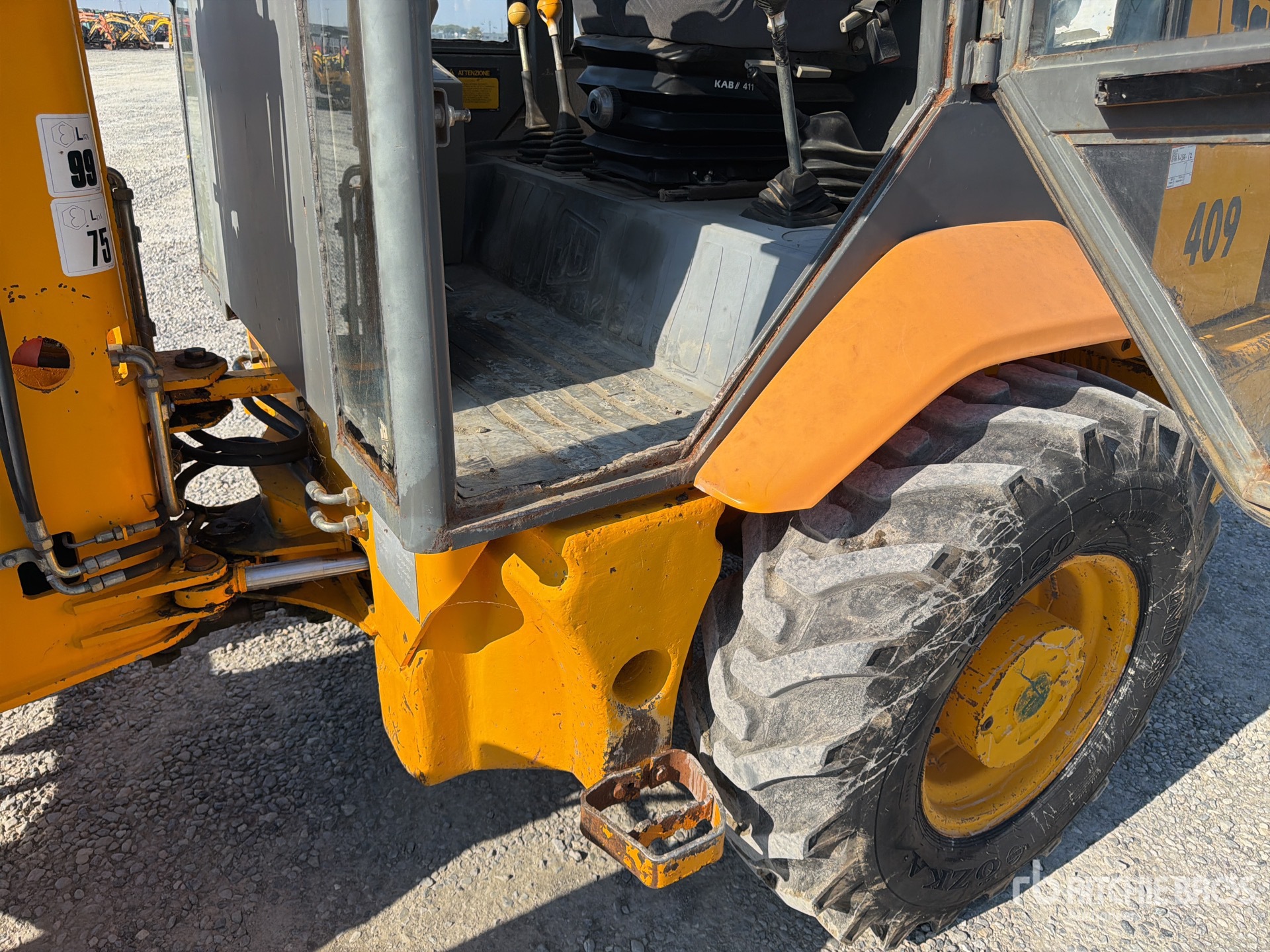 JCB 409