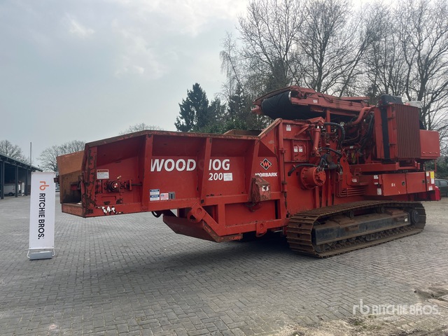 Morbark 3200 Horizontal Grinder