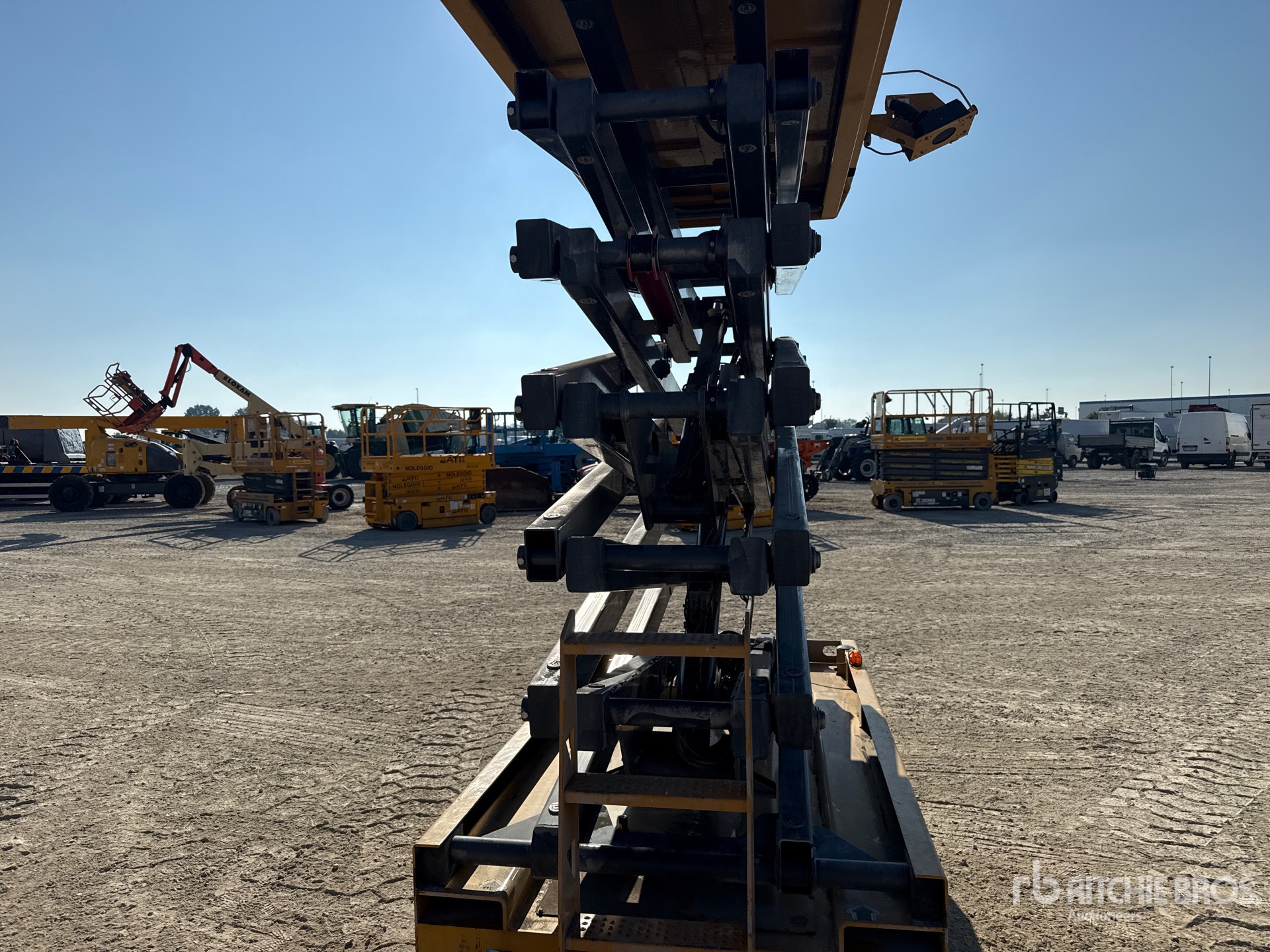 2022 XCMG XG1412AC