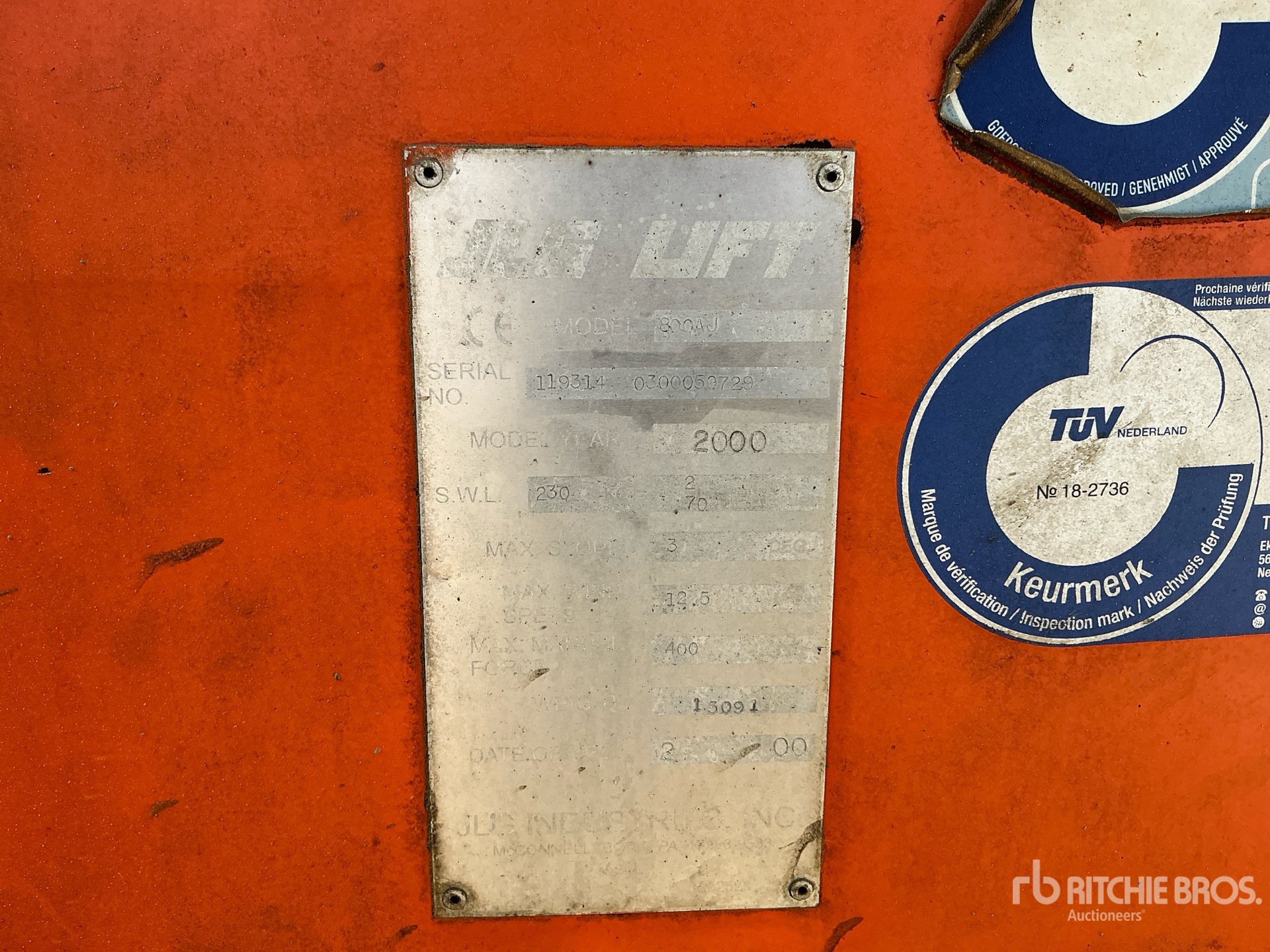 2000 JLG 800AJ