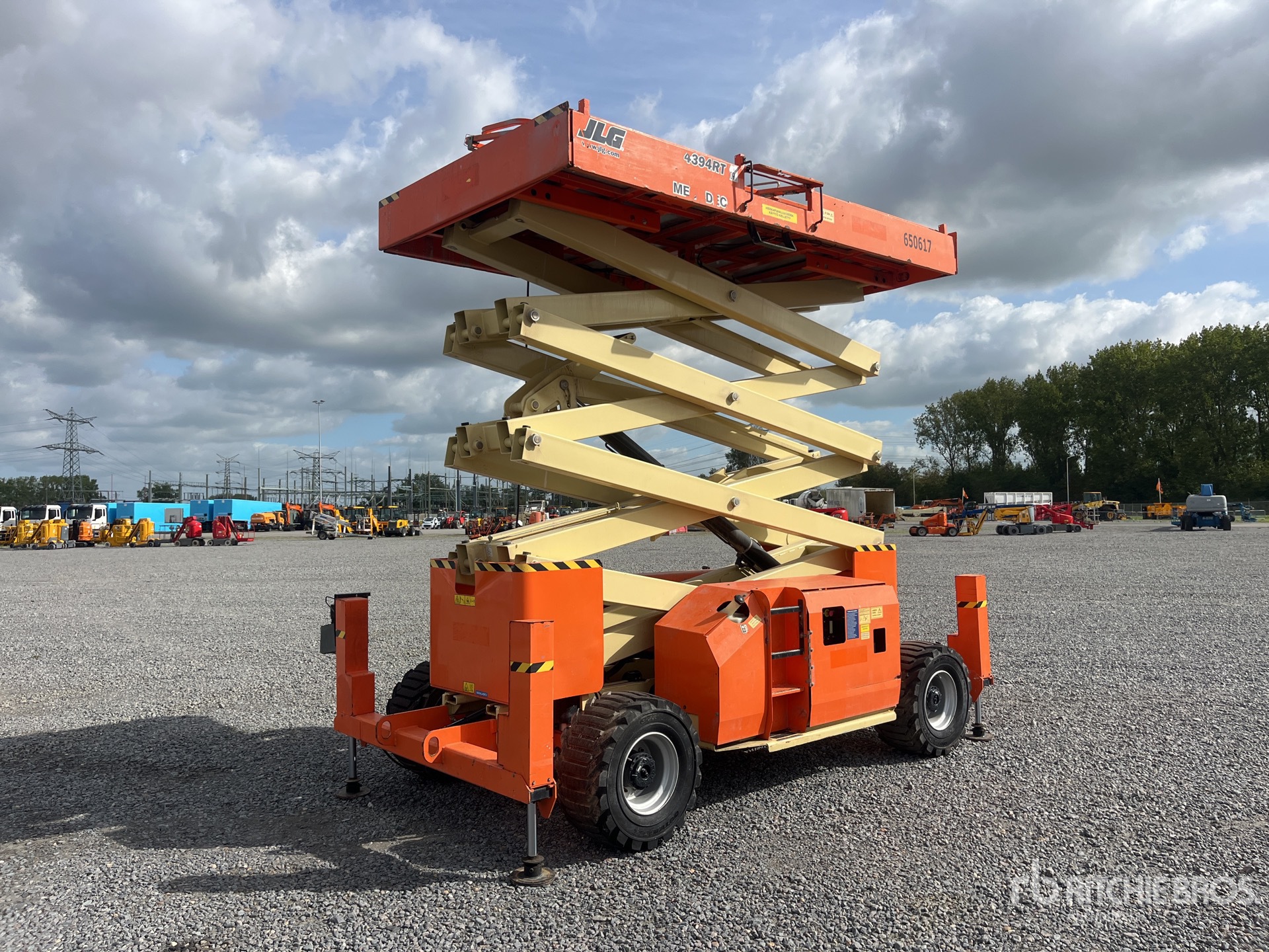 Photo of 2016 JLG 4394 RT