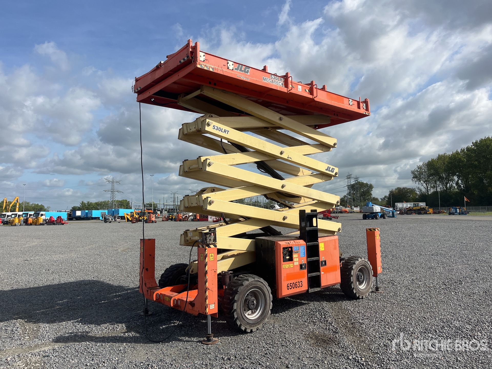 Photo of 2016 JLG 530LRT