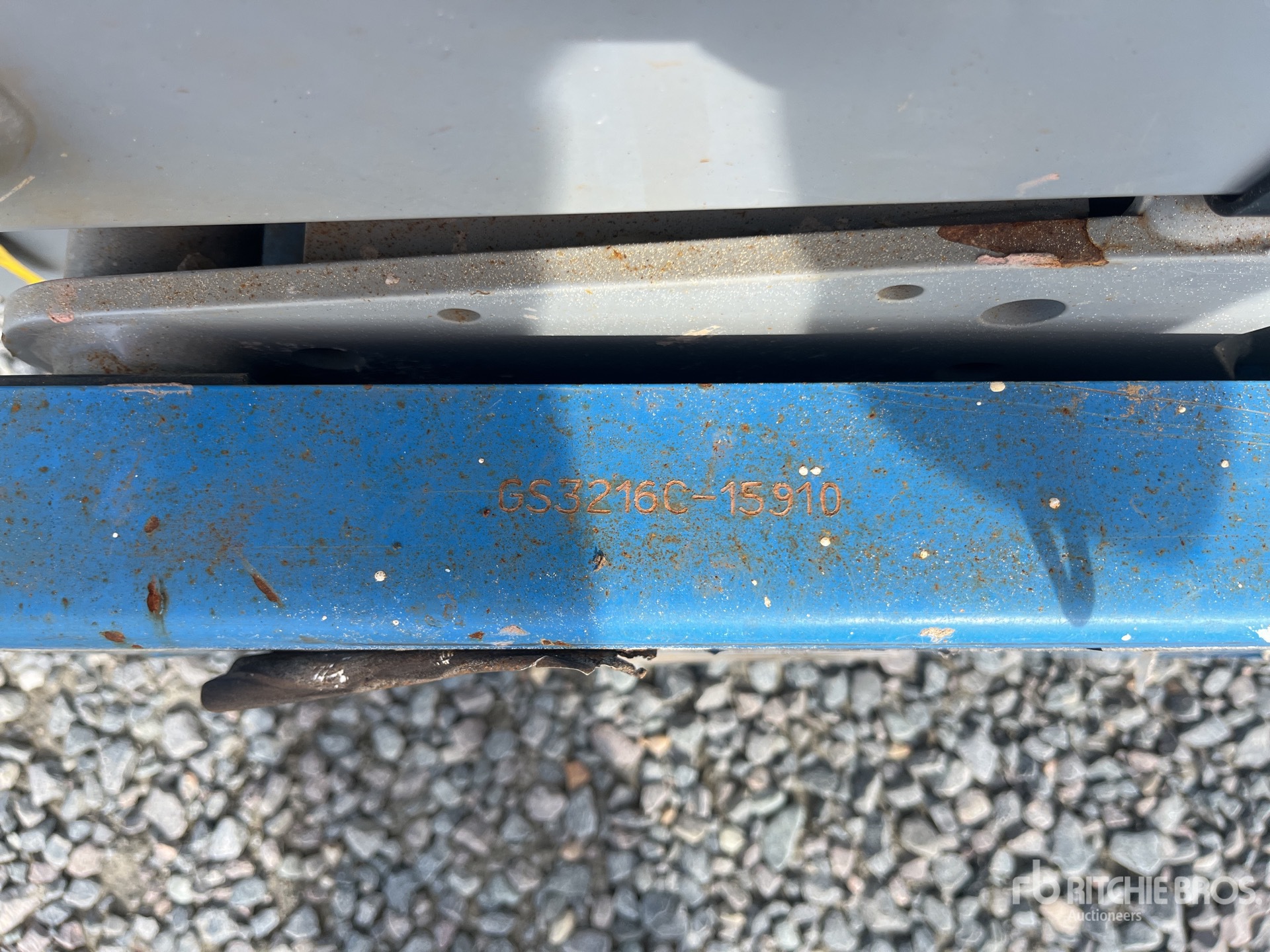 2016 Genie GS2032
