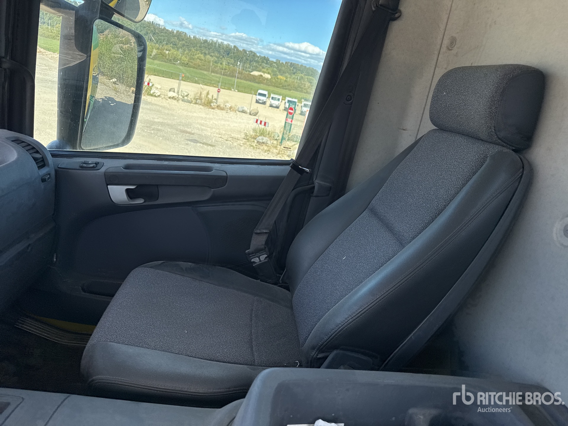2008 Scania P380