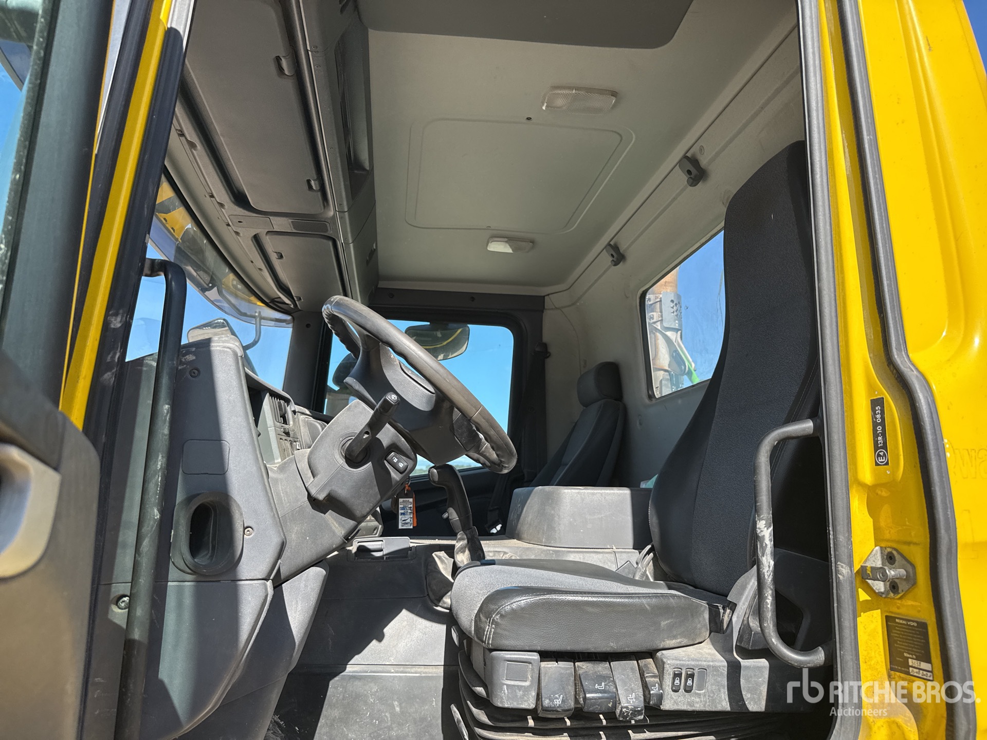 2008 Scania P380