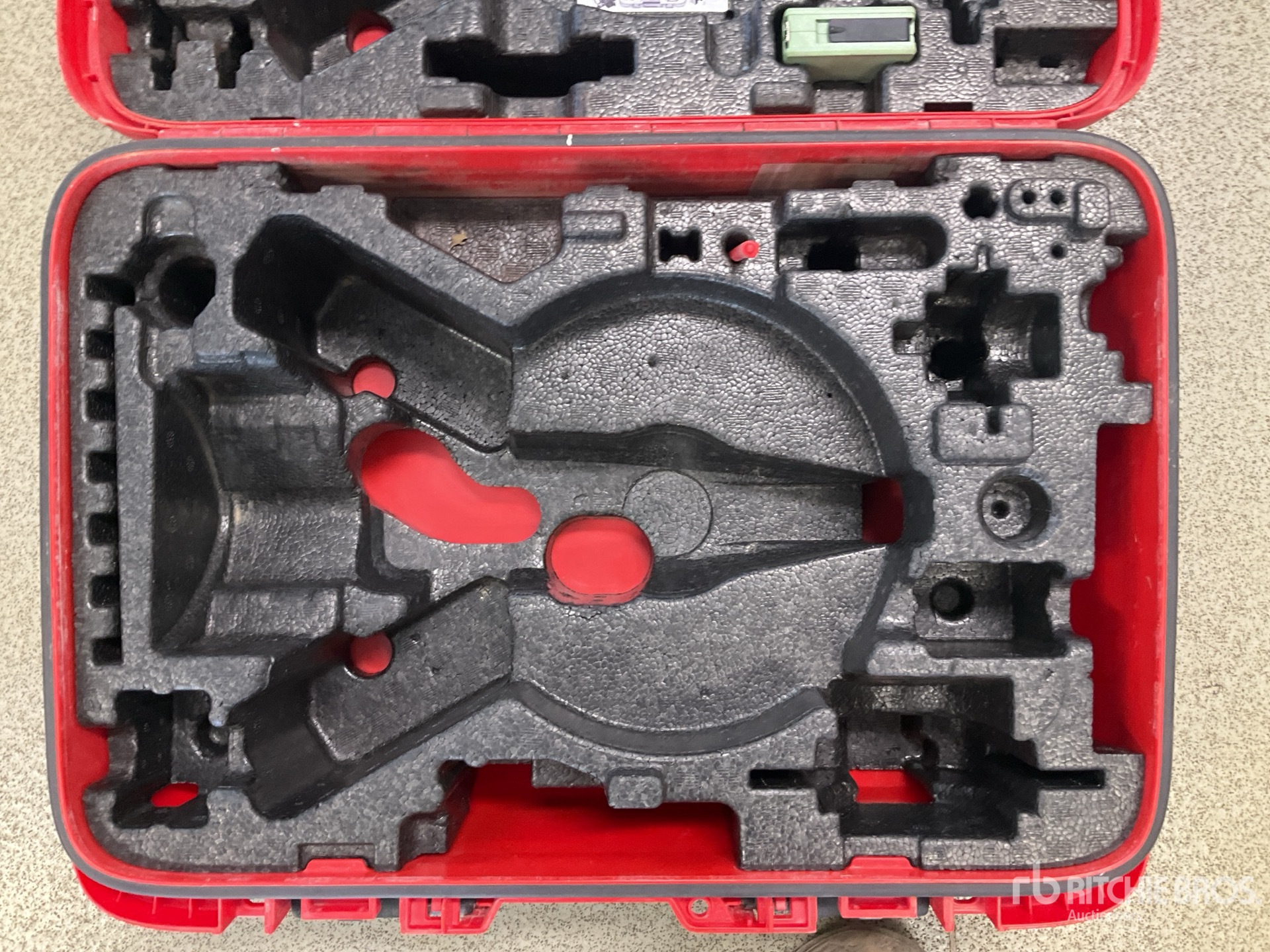 2019 Leica TS10 R1000 AUTO
