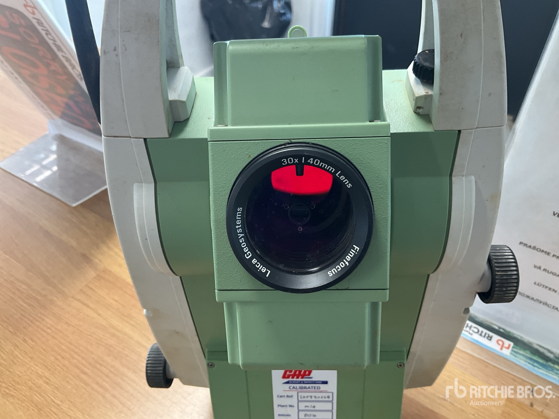 2014 Leica TS06 PLUS R500