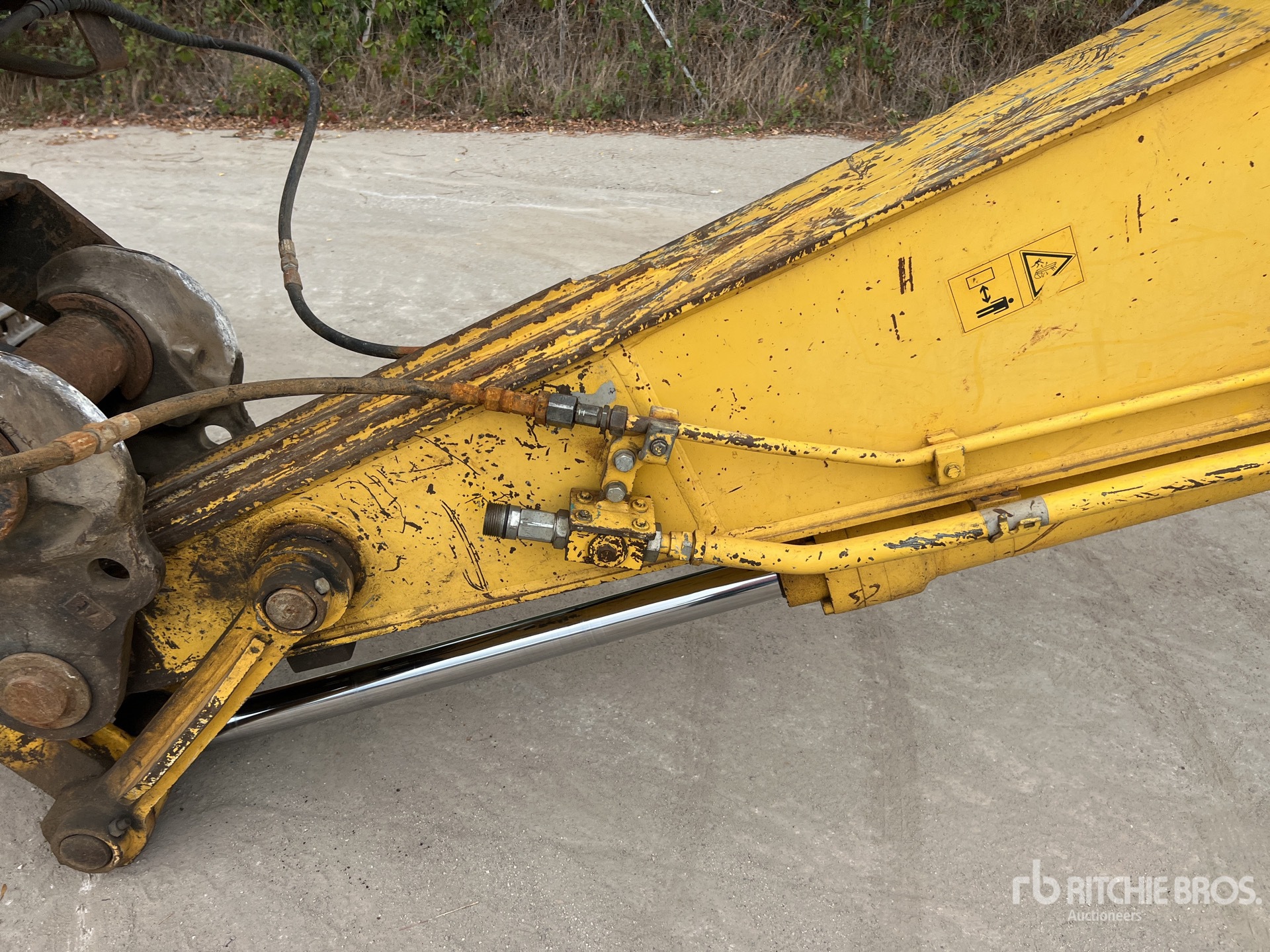 2009 New Holland E235B SRNLC
