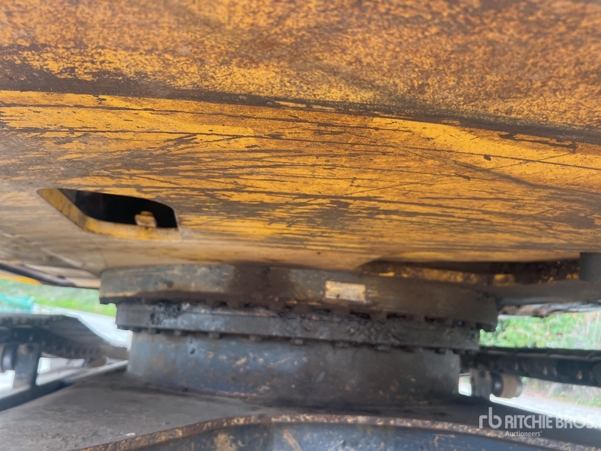 2009 New Holland E235B SRNLC