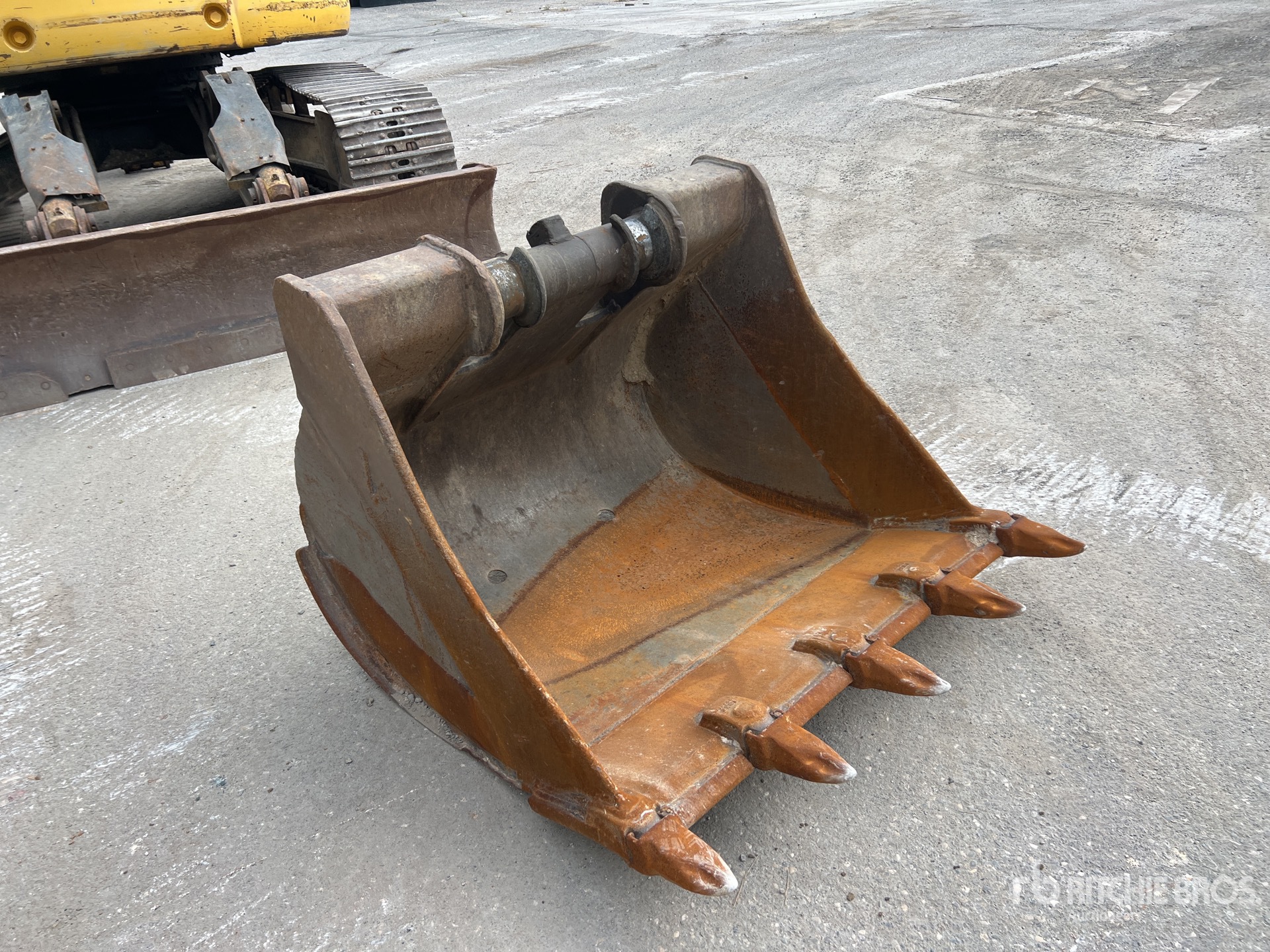 2009 New Holland E235B SRNLC