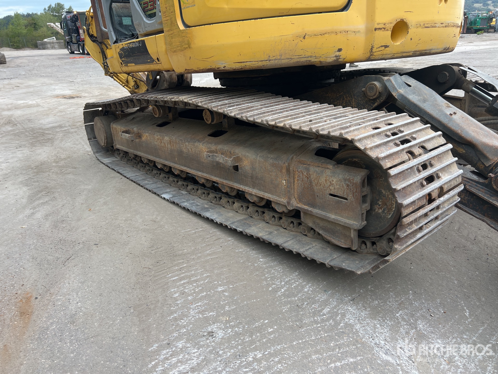 2009 New Holland E235B SRNLC