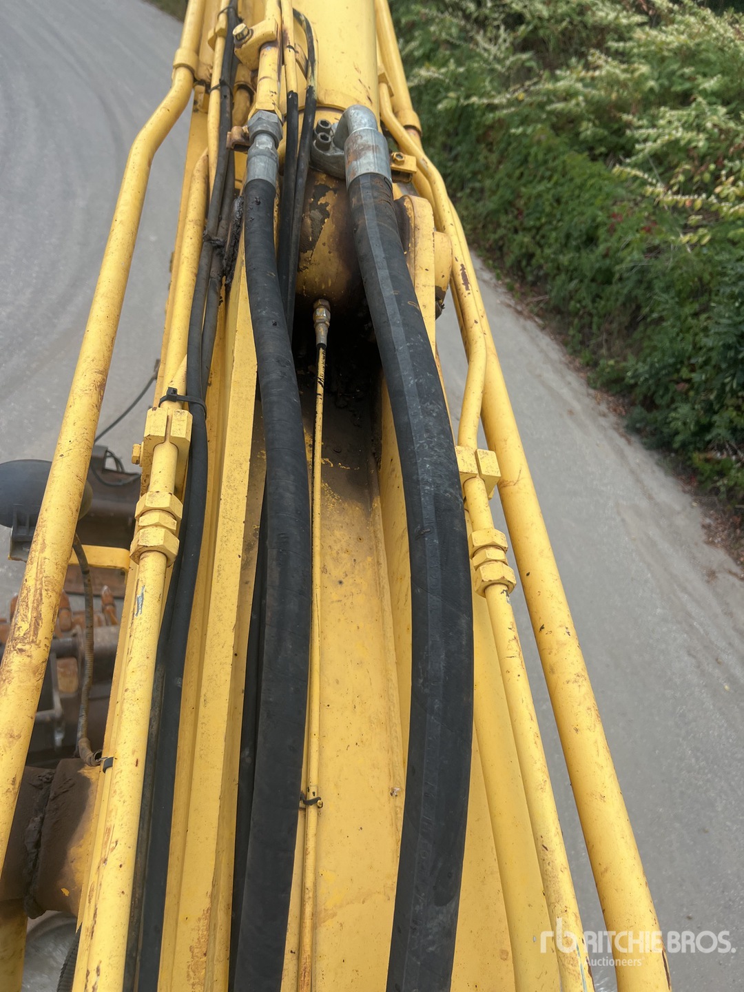 2009 New Holland E235B SRNLC