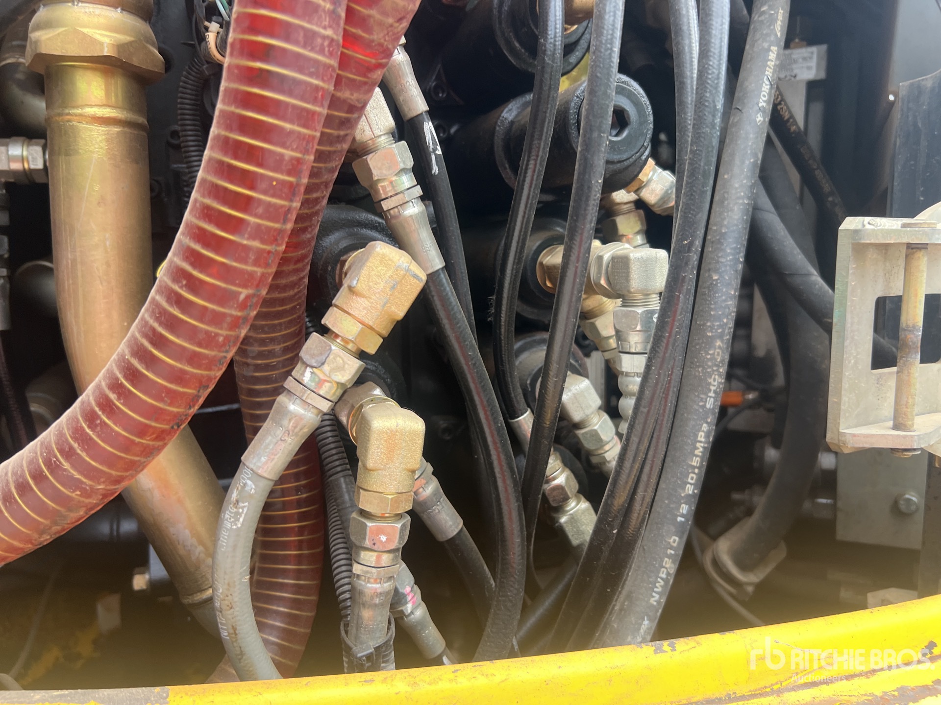 2009 New Holland E235B SRNLC