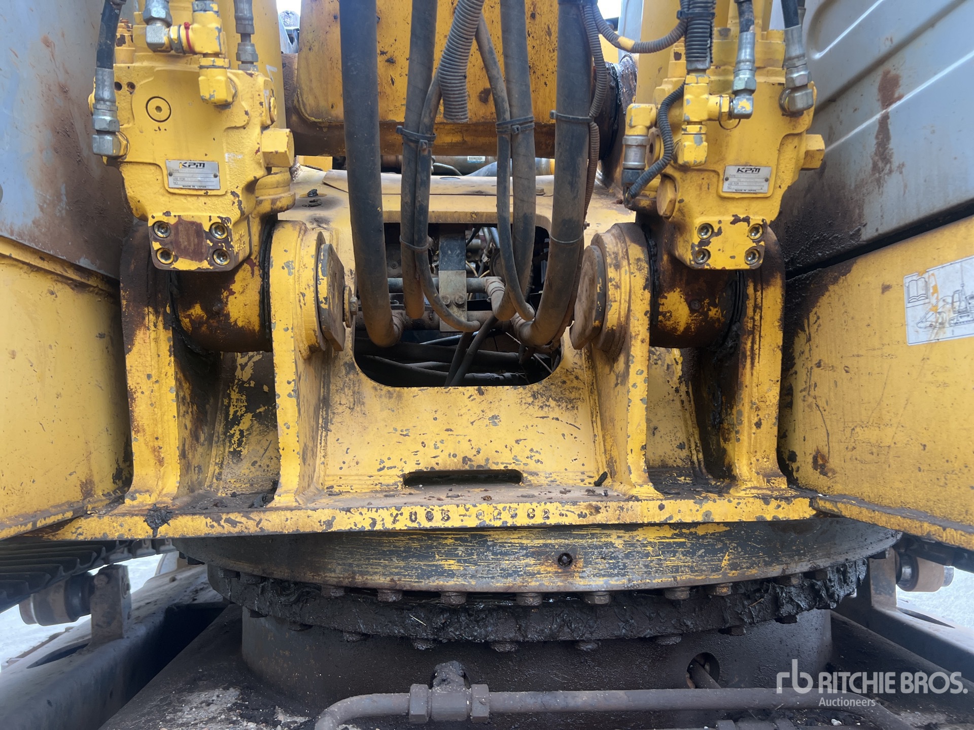 2009 New Holland E235B SRNLC