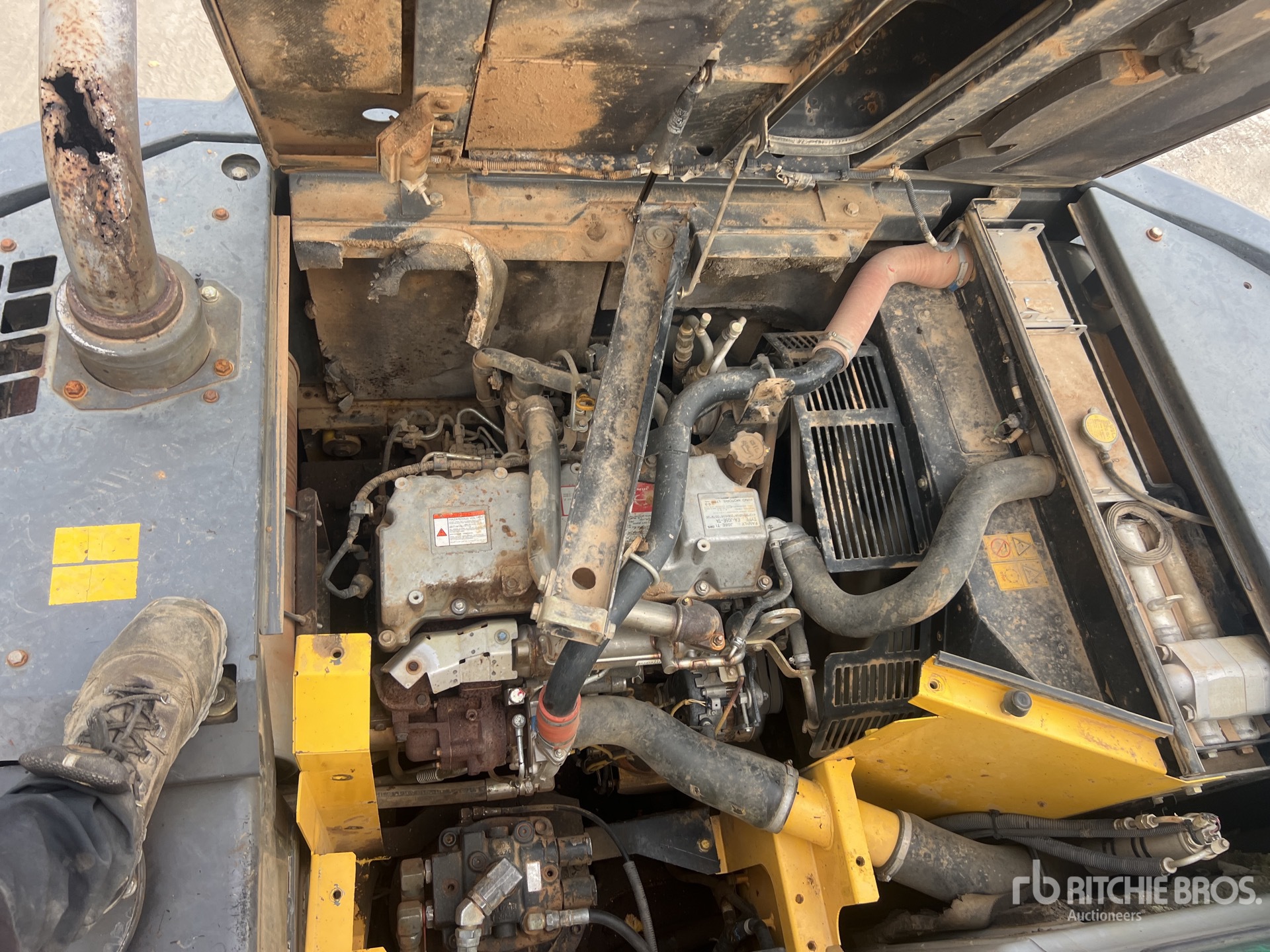 2009 New Holland E235B SRNLC