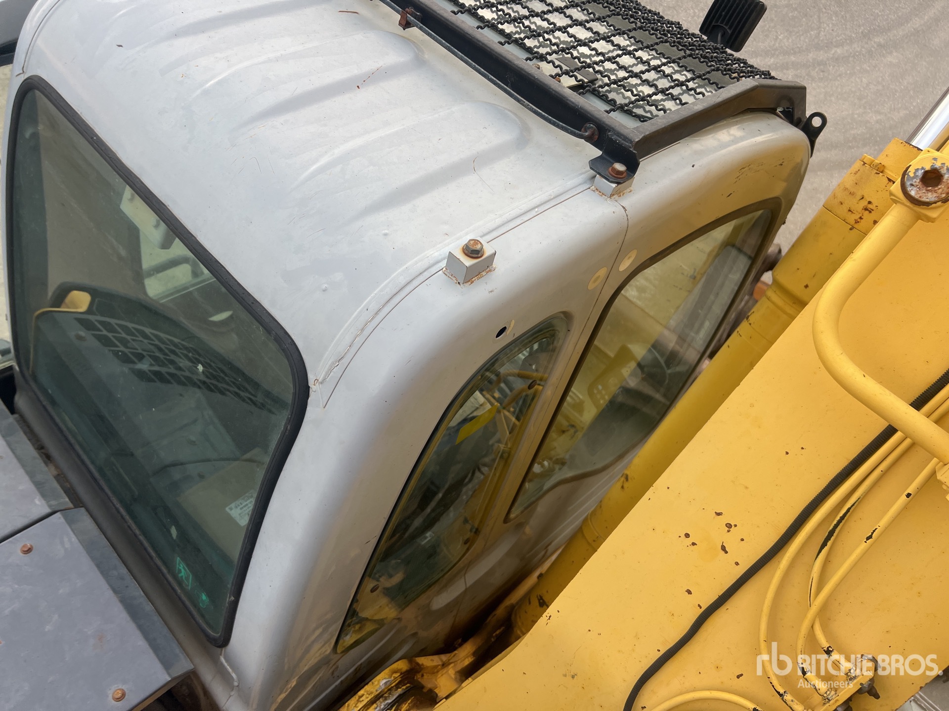 2009 New Holland E235B SRNLC