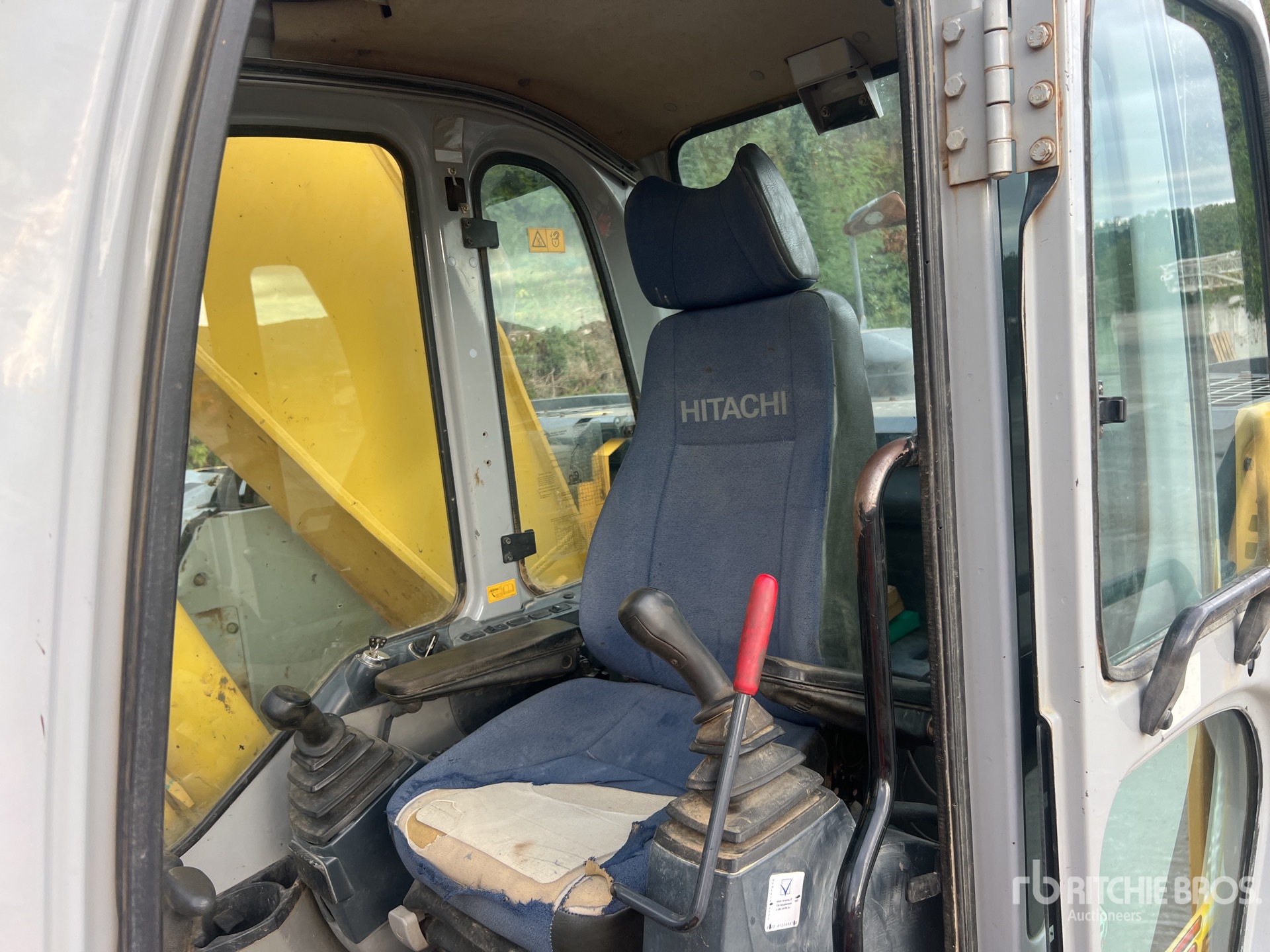 2009 New Holland E235B SRNLC