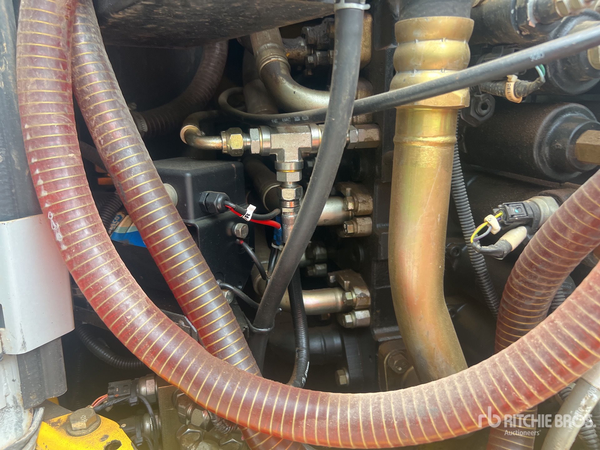 2009 New Holland E235B SRNLC