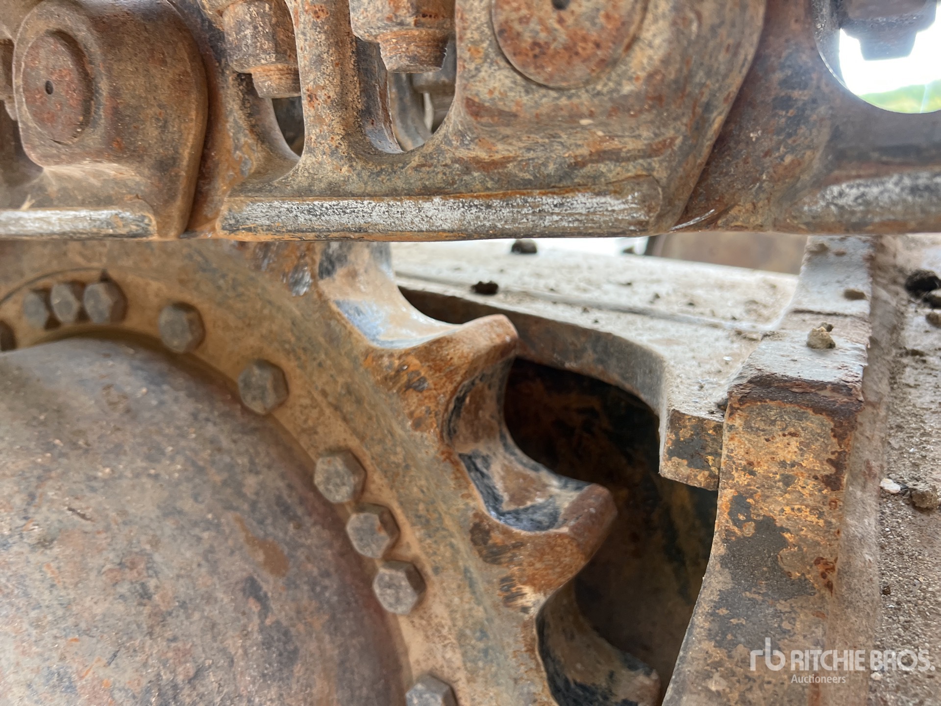 2009 New Holland E235B SRNLC