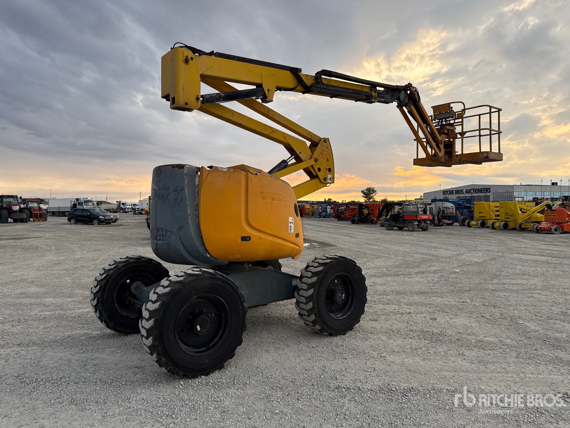 2007 Haulotte HA16PX