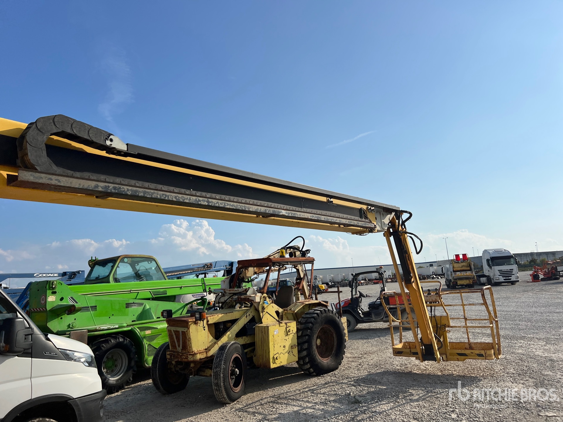 2007 Haulotte HA260PX