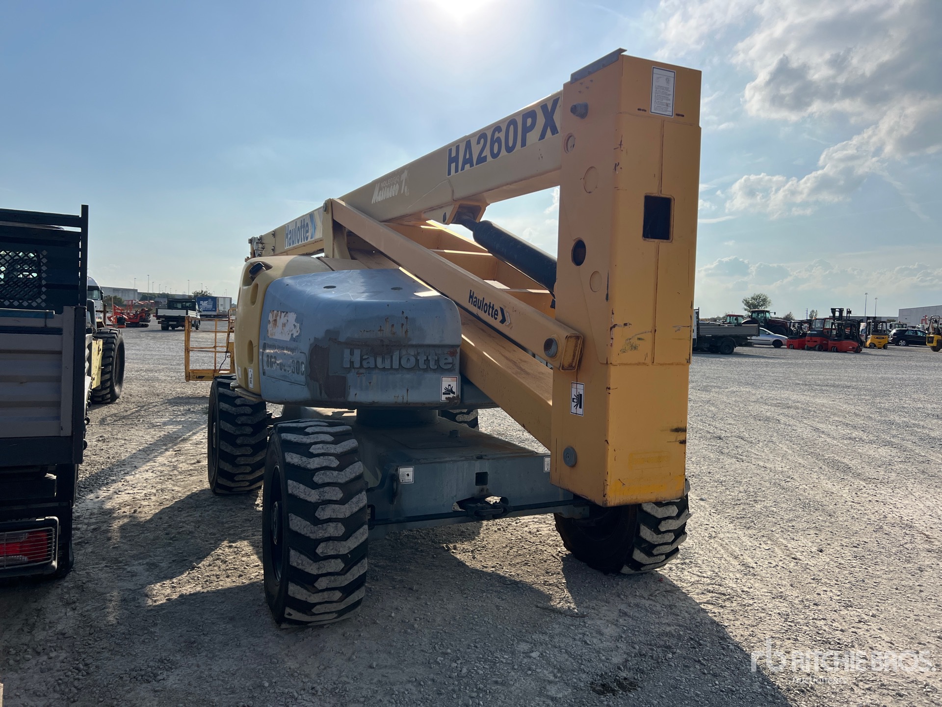 2007 Haulotte HA260PX