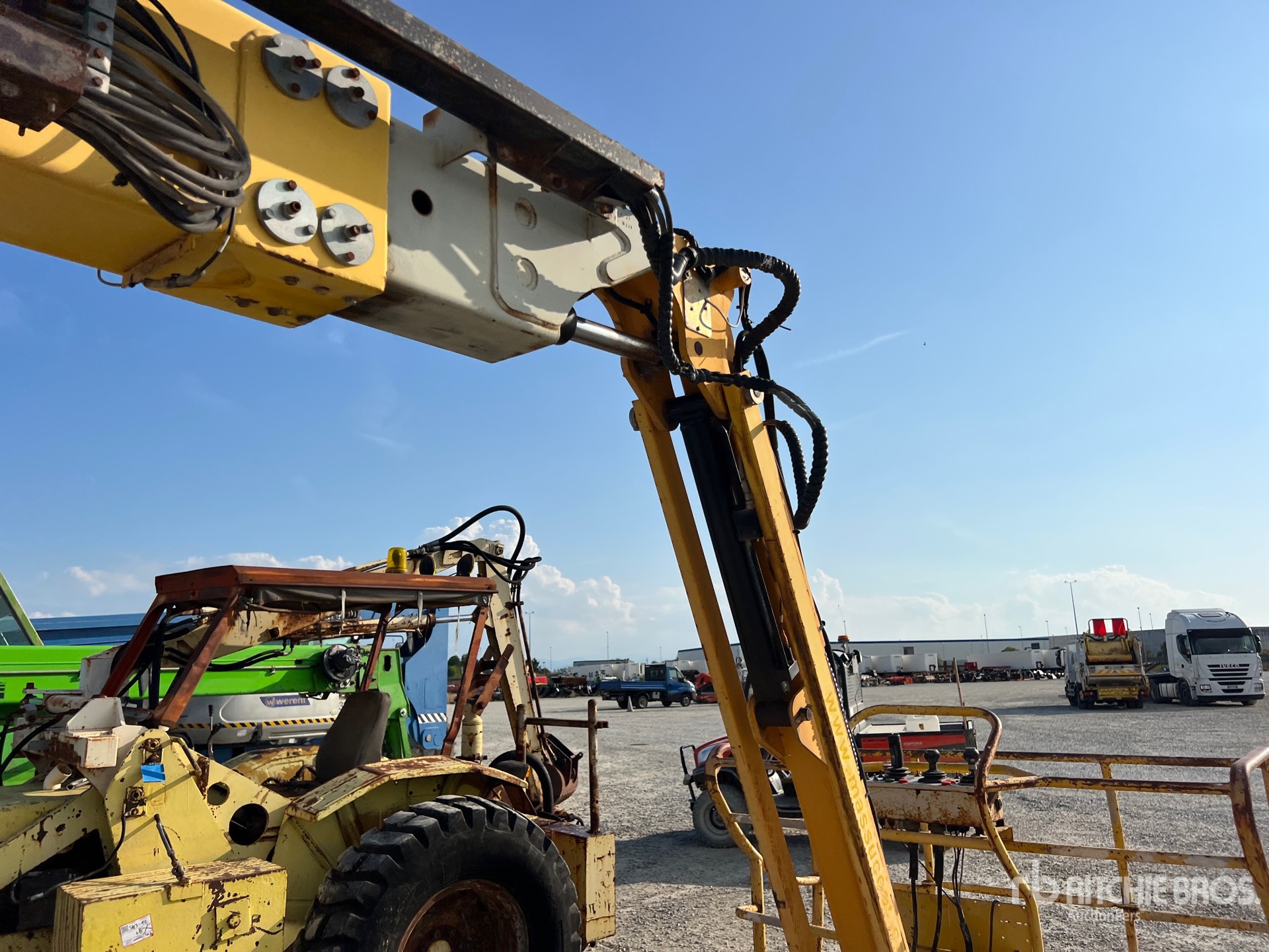 2007 Haulotte HA260PX