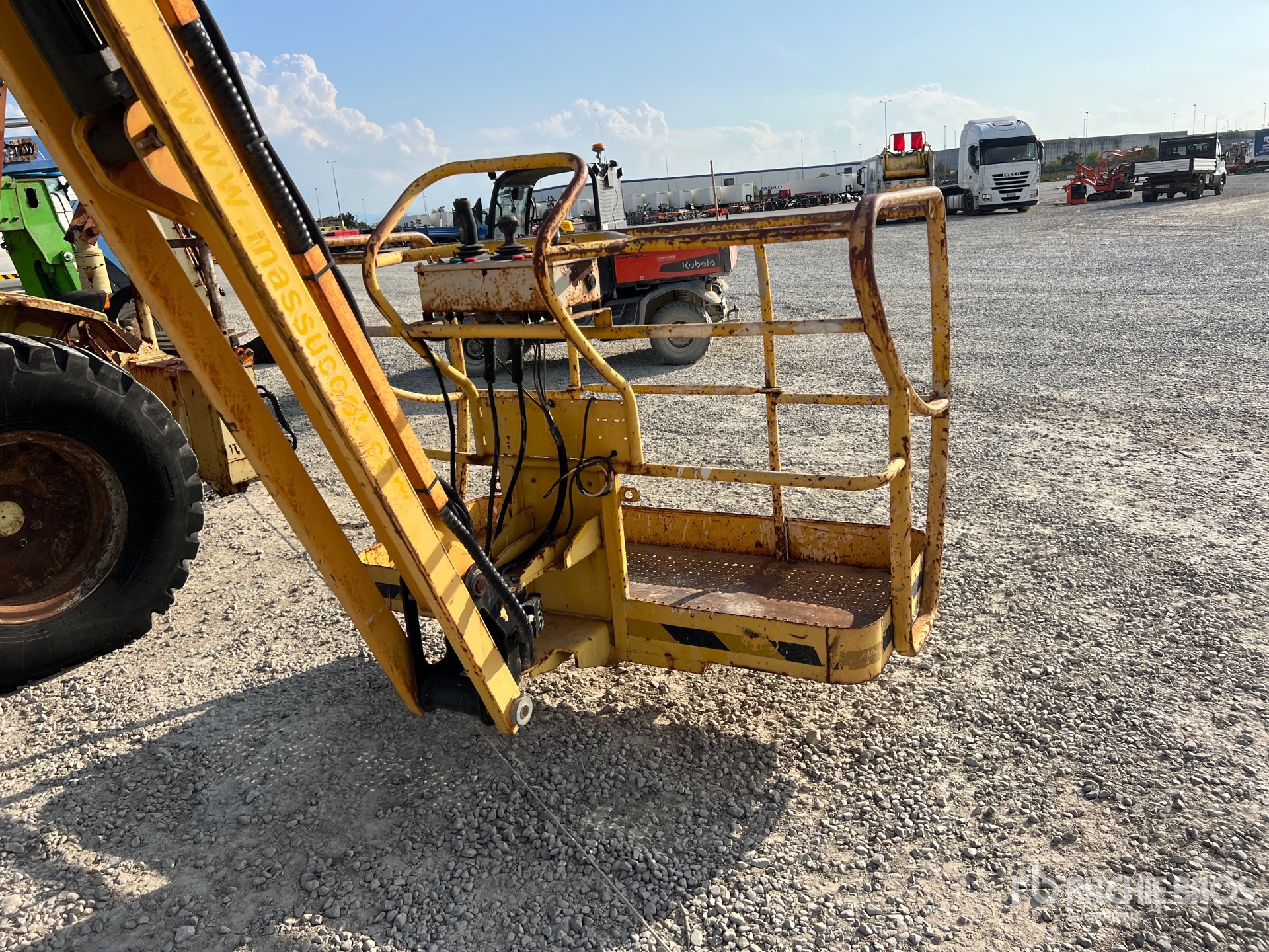 2007 Haulotte HA260PX